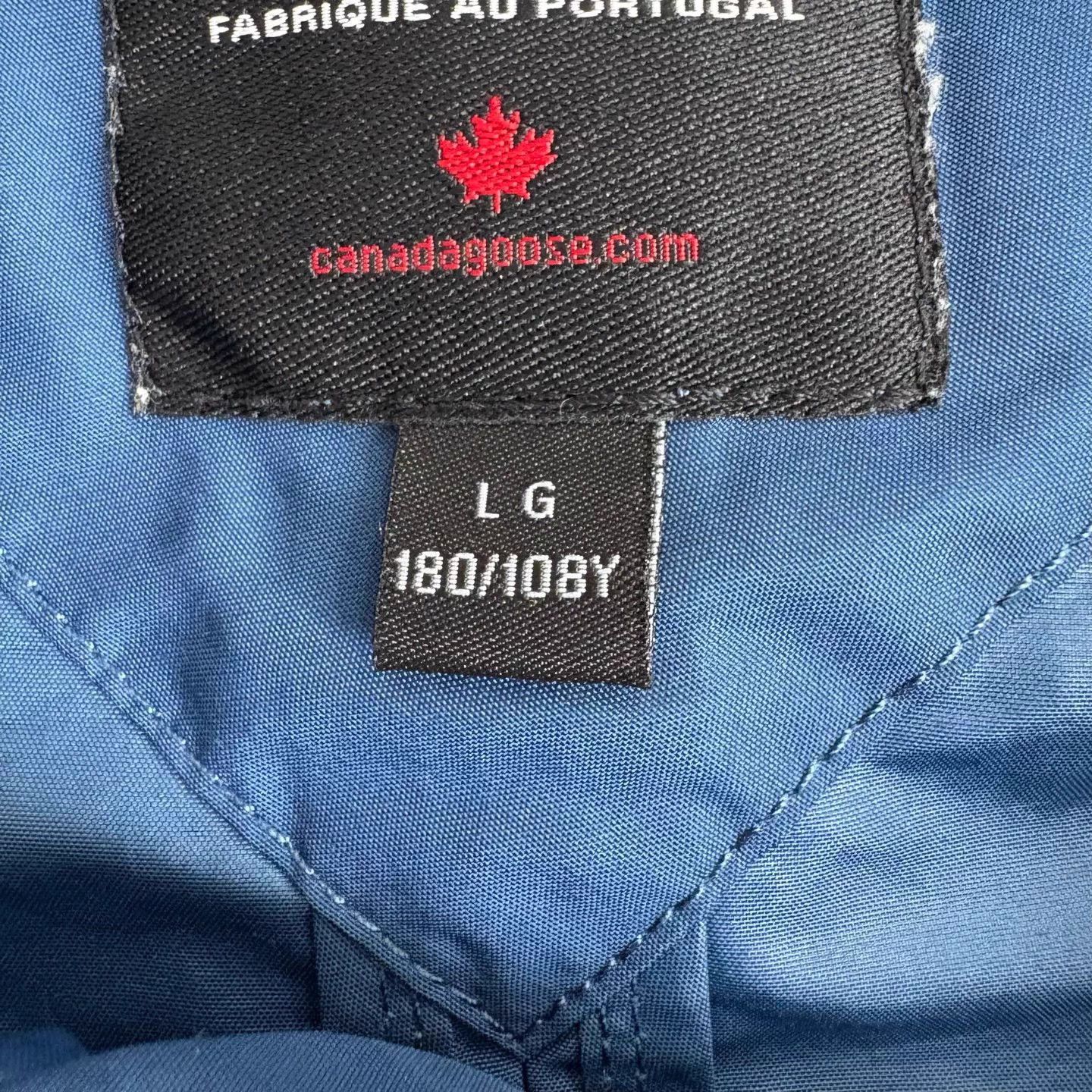 Canada Goose Canada Goose blue logo casual jacket size L Size US L / EU 52-54 / 3 - 4 Thumbnail