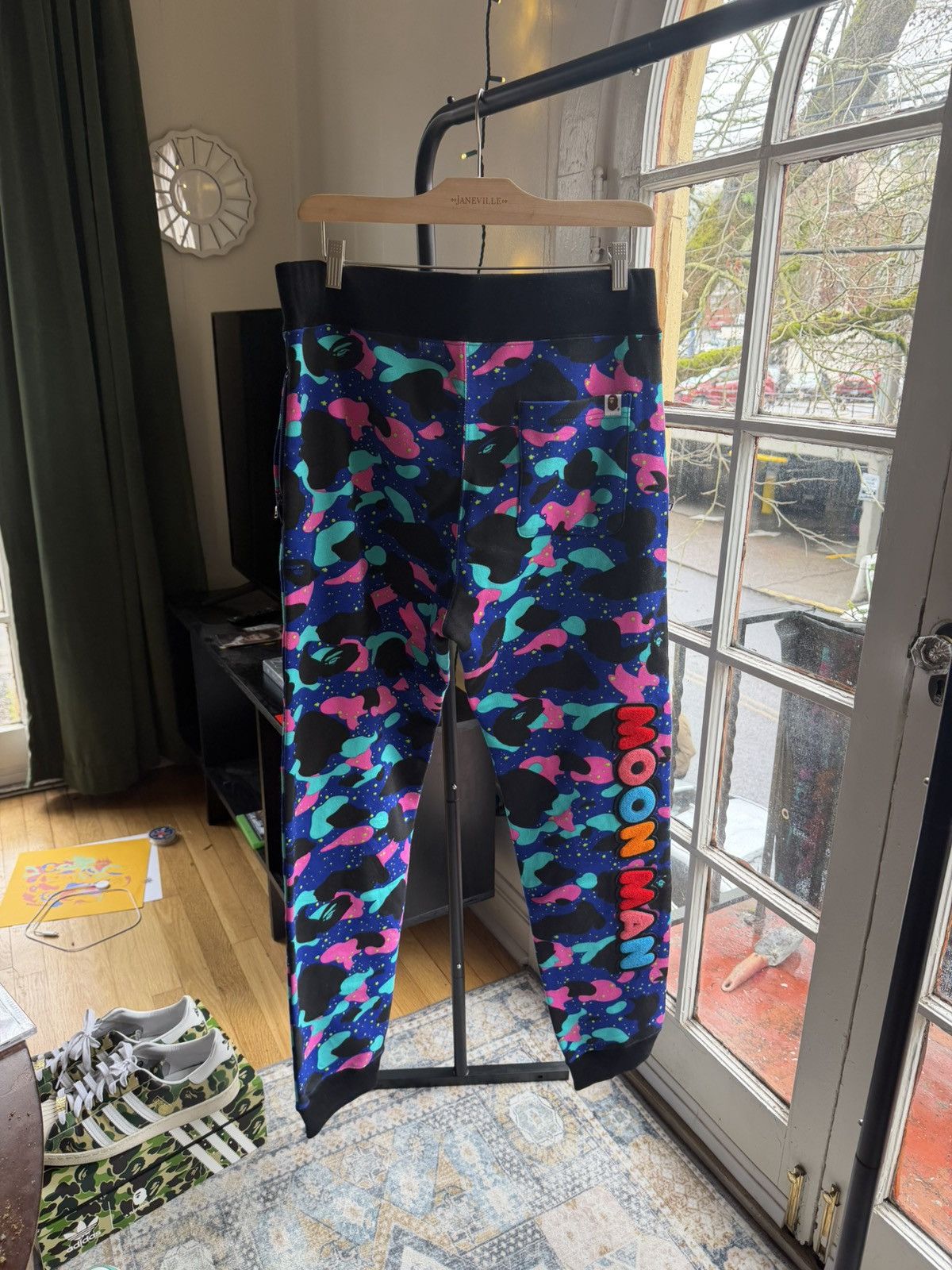 Bape Brand New Kid Cudi Bape sweatpants XL Size US 34 / EU 50 - 1 Thumbnail