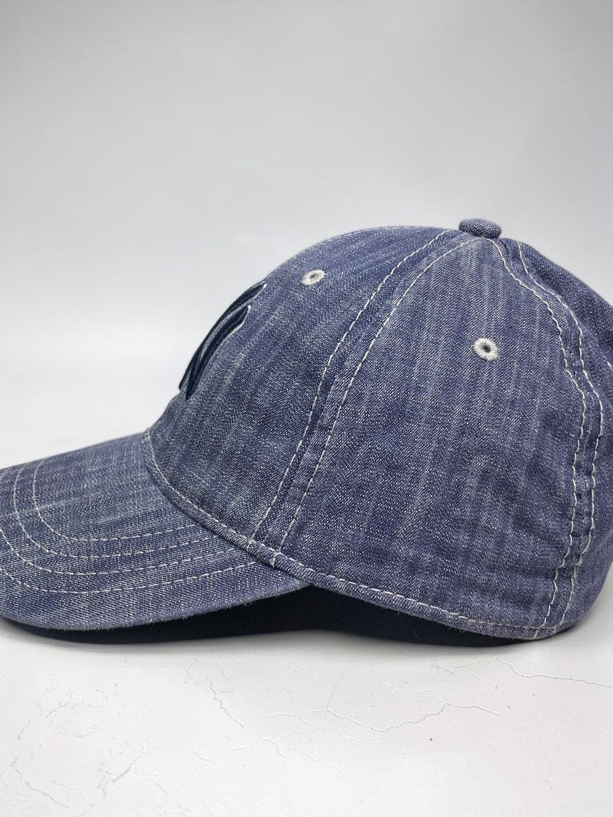 New York Yankees Vintage 90s New York Yankees Denim Cap SnapBack y2k Size ONE SIZE - 6 Thumbnail