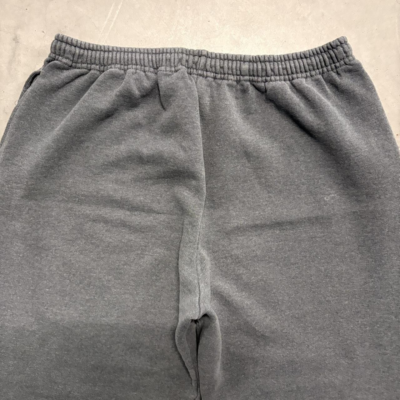 Russell Athletic Crazy Vintage Y2K/2000s Baggy Grey Russell Athletic Sweatpants! Size US 34 / EU 50 - 6 Thumbnail