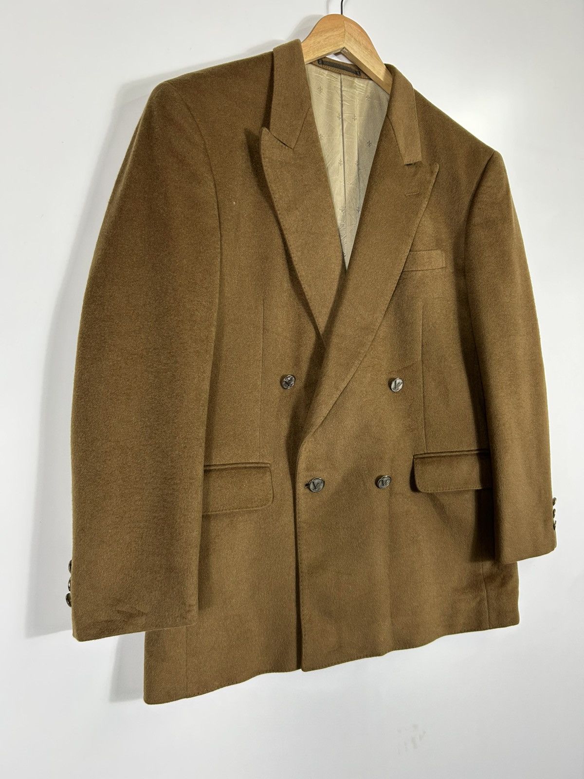 Autumn Cashmere × Vintage 🔥Liberomann Cashmere Taylor Made Button LV Double Breast Size US L / EU 52-54 / 3 - 2 Thumbnail