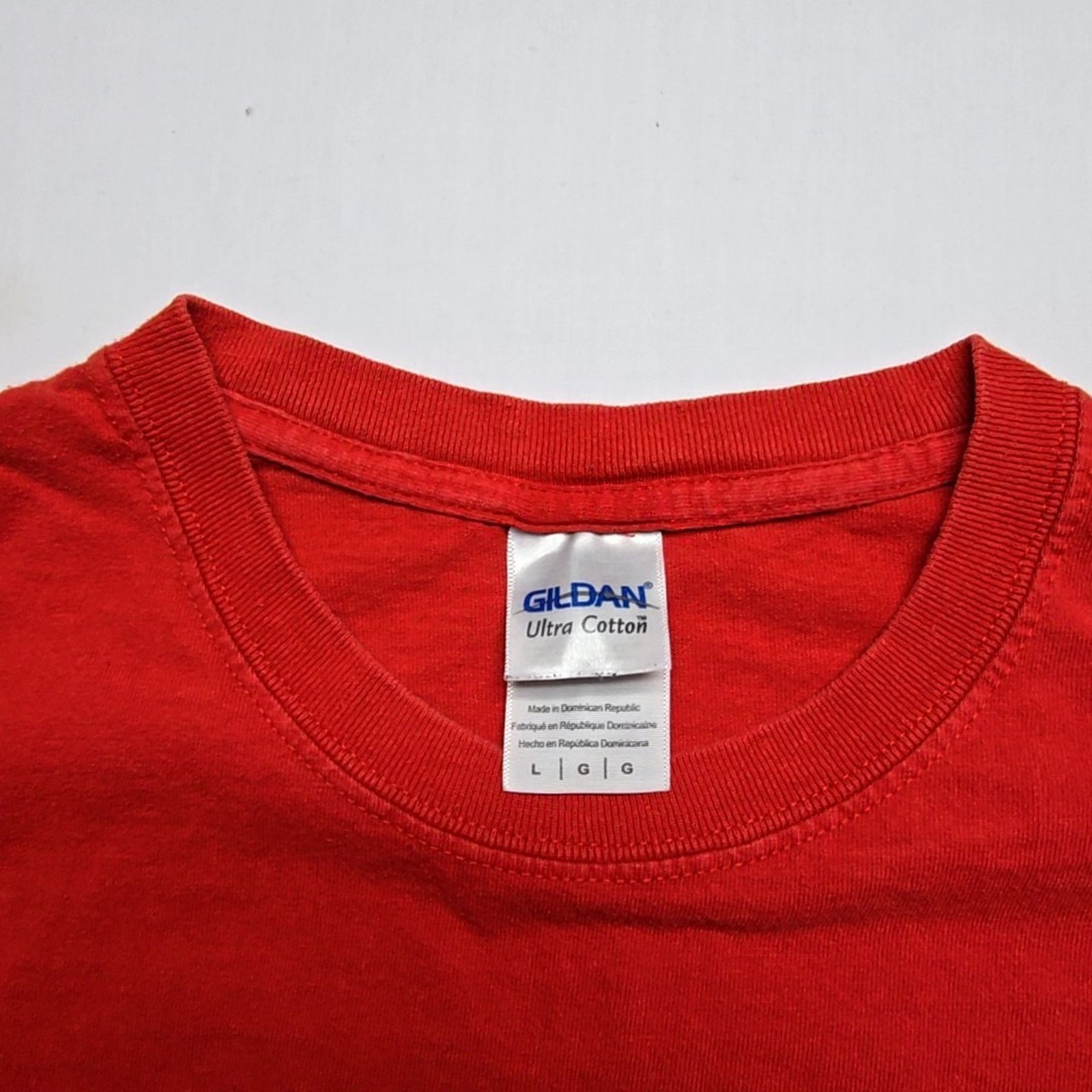 Gildan Dion's Fixing Old Cars Shirt Graphic Red Mens Large Tee Size US L / EU 52-54 / 3 - 6 Thumbnail