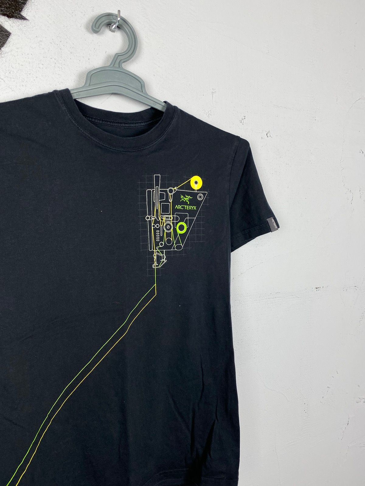 Pre-owned Arc'teryx Logo T-shirt Tee Gorpcore In Black