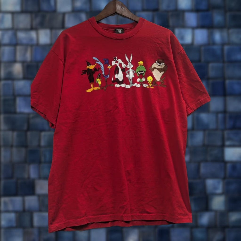 Vintage VINTAGE Warner Bros. Studio Store T-Shirt XL Red Bugs Bunny Tazmanian Devil 1994 90s Y2K AOP Crew Neck Short Sleeve Cotton Men Embroidered Pocket Size US XL / EU 56 / 4 - 1 Thumbnail