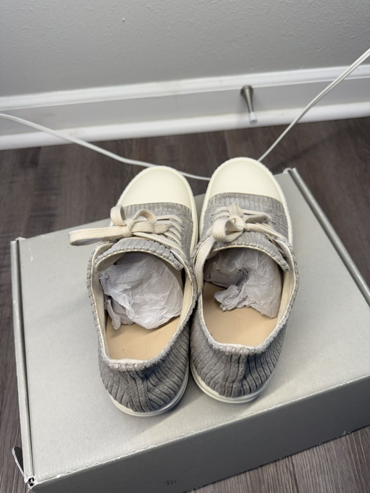 Rick Owens Drkshdw *** SOLD****Rick Owens DRKSHDW corduroy low-top sneakers Size US 9 / IT 39 - 2 Thumbnail