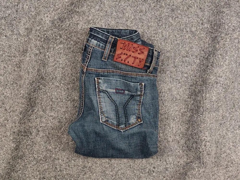 Miss Sixty Vintage Miss Sixty Logo Eden Faded Denim Jeans Y2K Style Size 24" / US 00 / IT 34 - 1 Thumbnail