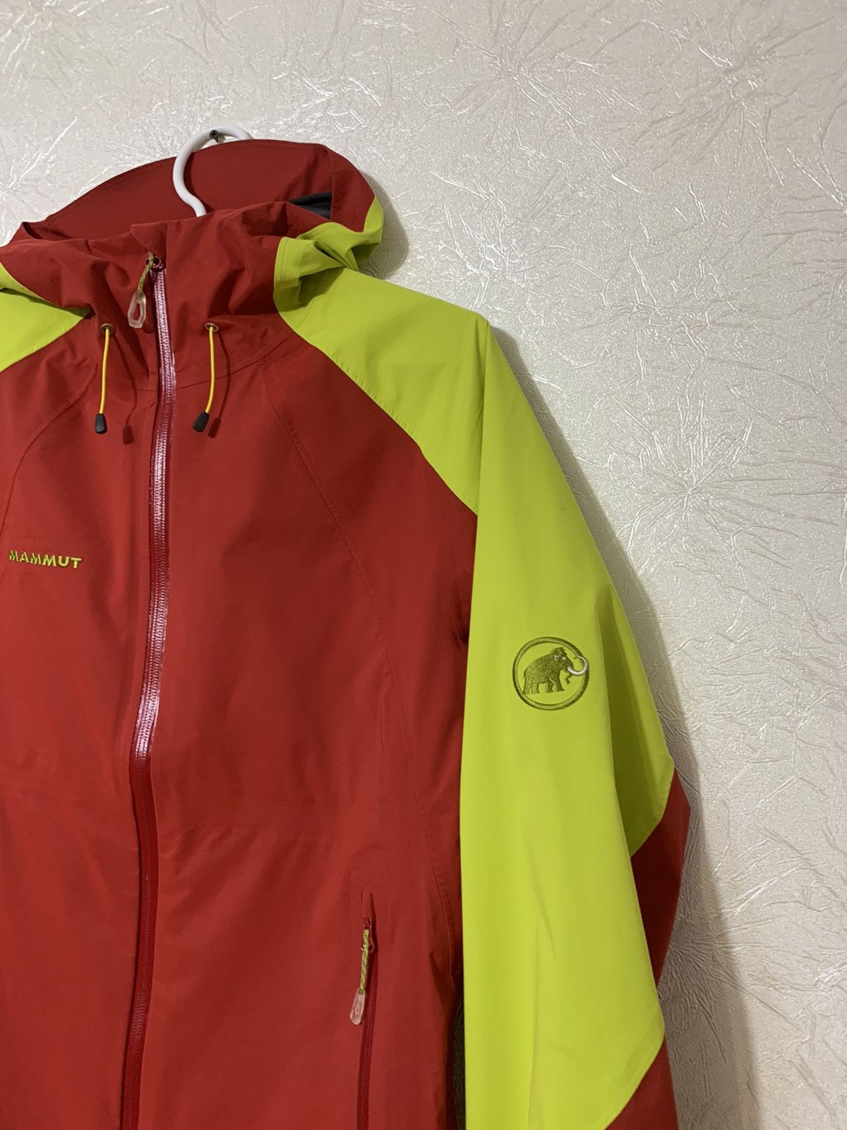 Mammut Mammut Convey Hardshell Dry Tech Premium Hooded Jacket Size US S / EU 44-46 / 1 - 3 Thumbnail