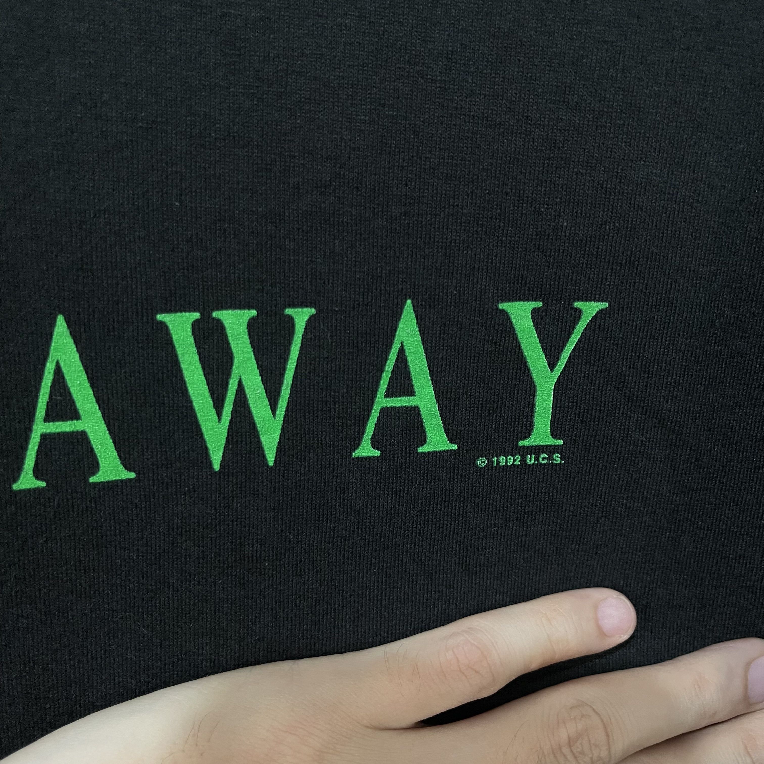 Vintage Vintage 1992 Far and Away Movie T-Shirt Size US XL / EU 56 / 4 - 3 Thumbnail