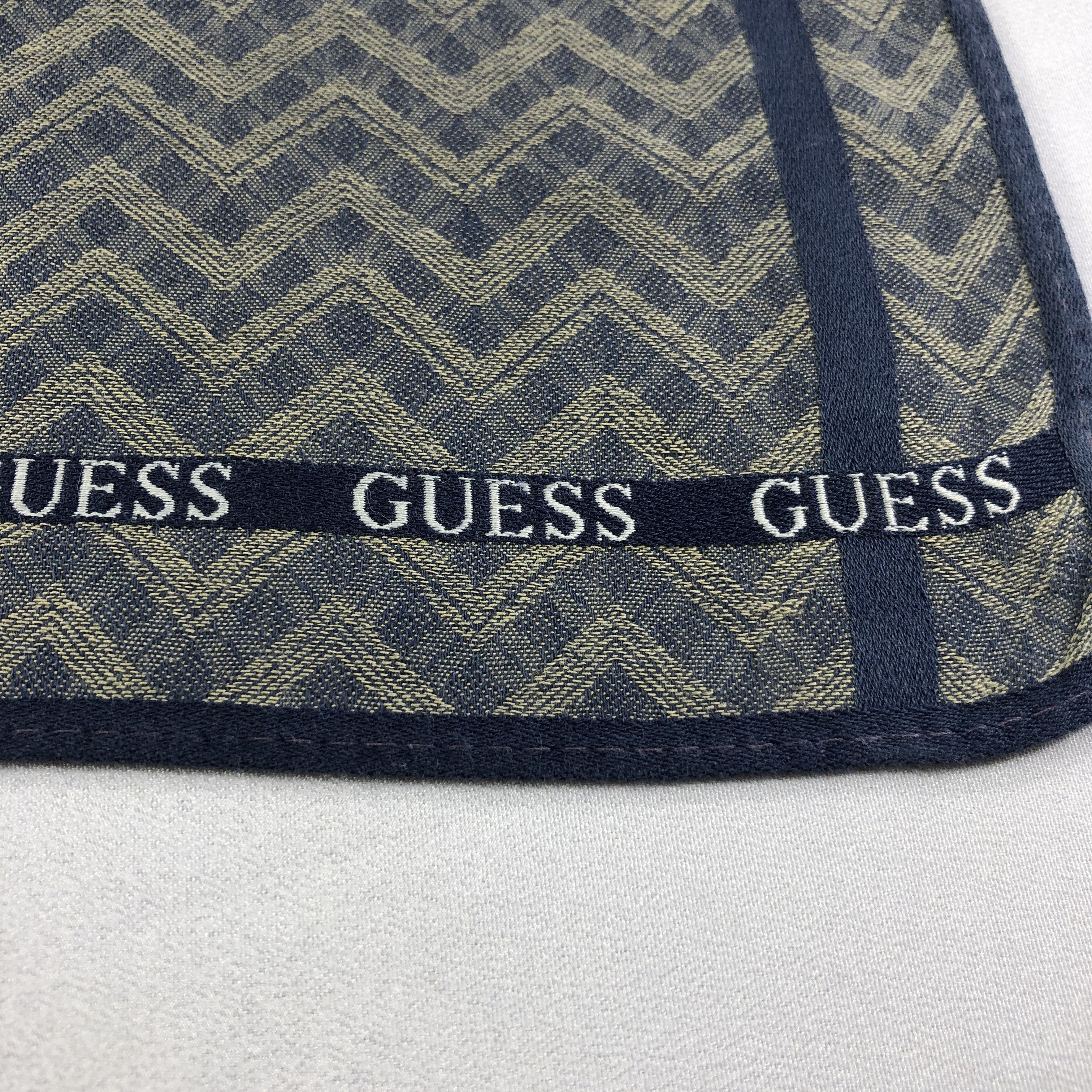 Guess × Vintage Guess Handkerchief Neckerchief Bandana H1974 Size ONE SIZE - 4 Thumbnail