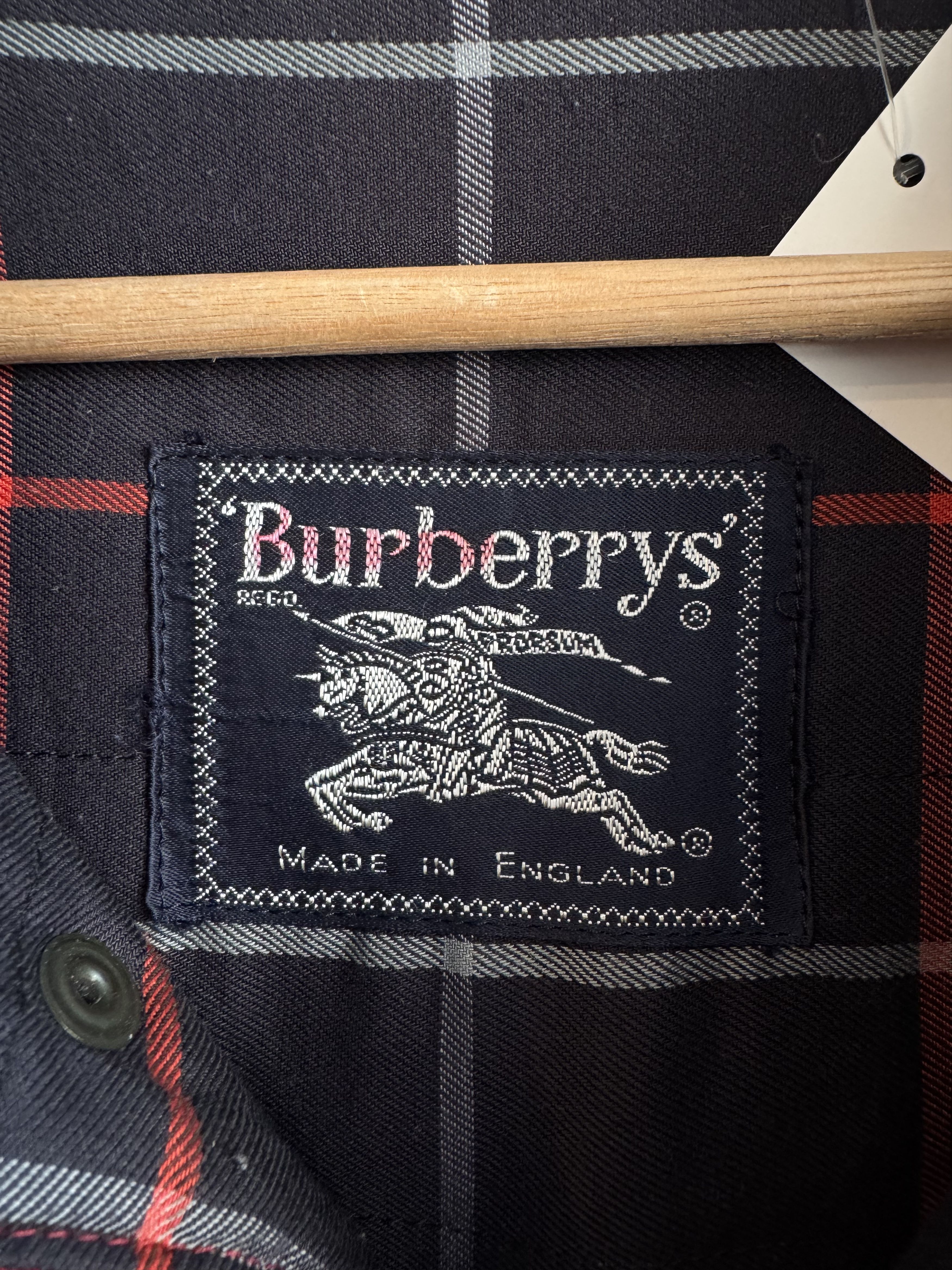 Burberry 80/90s Burberry Red Jacket Size L Size US L / EU 52-54 / 3 - 4 Thumbnail