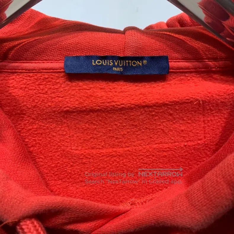 Louis Vuitton Louis Vuitton size 4l Red graffiti logo hooded sweatshirt Size US M / EU 48-50 / 2 - 2 Thumbnail