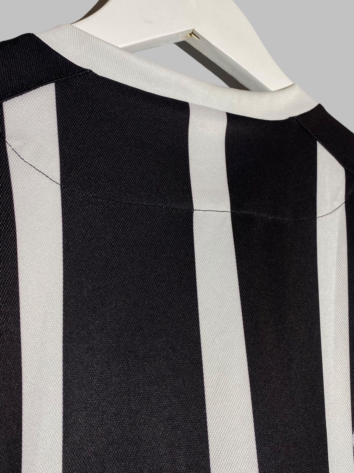 Other Macron Vitoria Guimarães 2016/17 Special Edition Jersey Size US XL / EU 56 / 4 - 16 Thumbnail