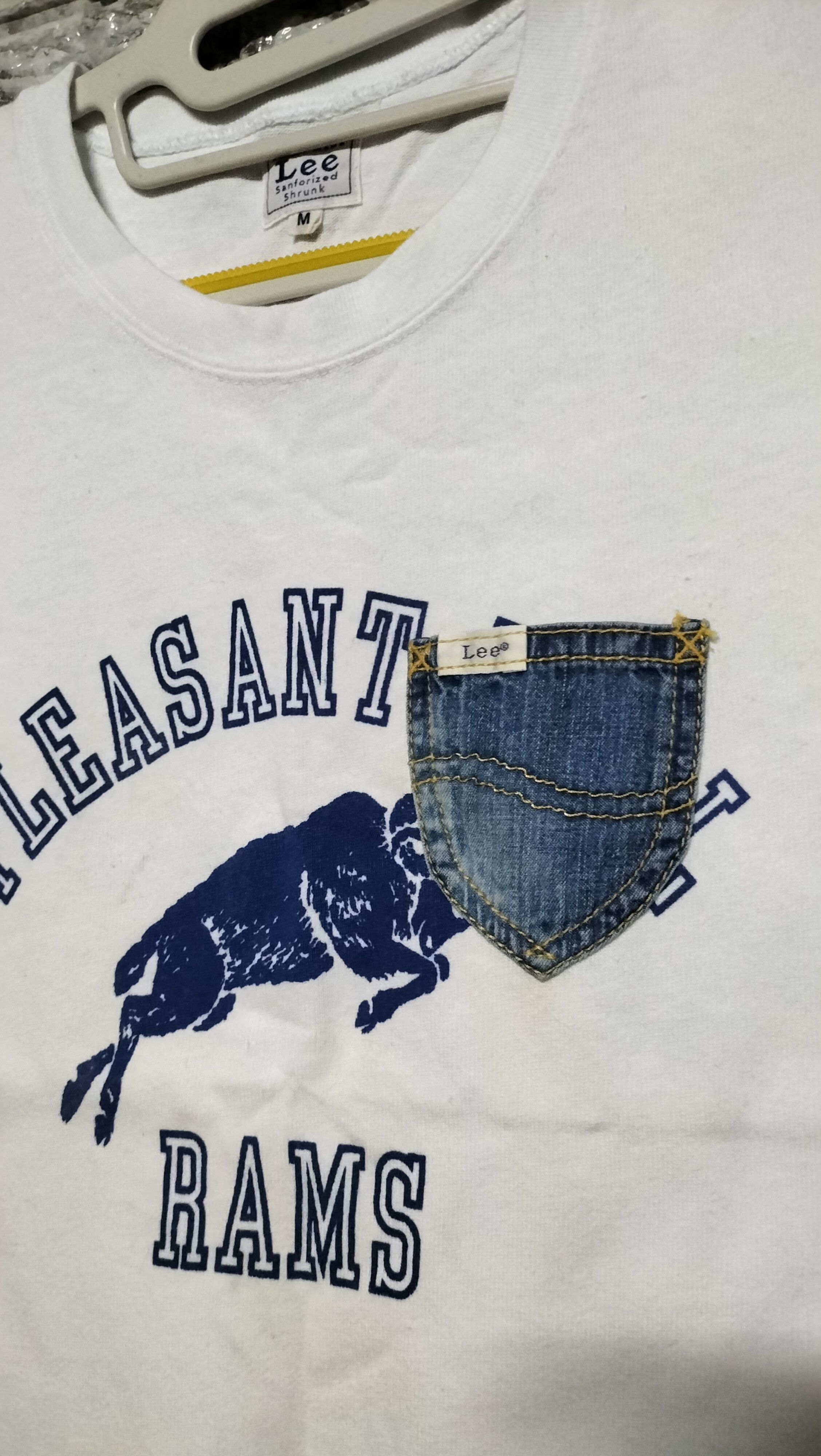 Lee Lee Riders Pleasant Rams Pocket Tee shirts Size US M / EU 48-50 / 2 - 3 Thumbnail