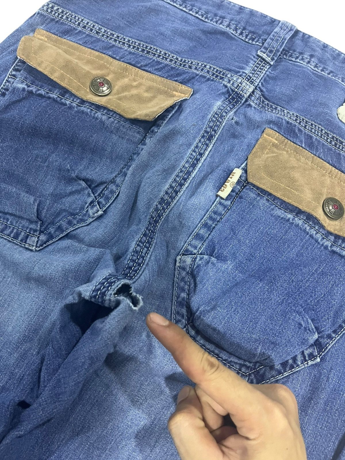If Six Was Nine × Japanese Brand × Le Grande Bleu (L.G.B.) BAGGY💥 VINTAGE EDWIN WASHED BLUE DENIM Size US 35 - 9 Thumbnail