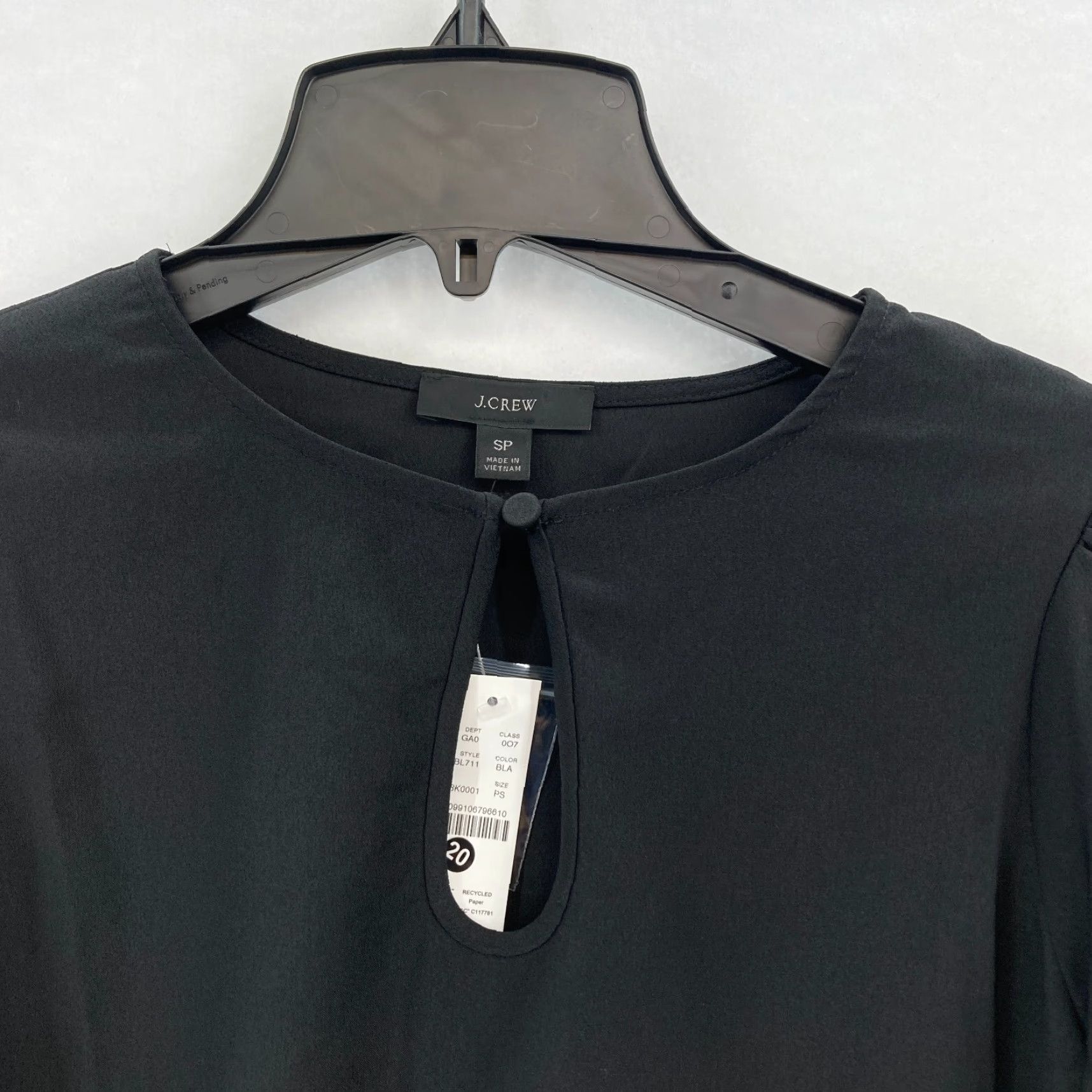 J.Crew J.CREW Puff Sleeve Satin Back Crepe Top Women's SP Petite Black Keyhole Neckline Shirt Size S / US 4 / IT 40 - 4 Thumbnail