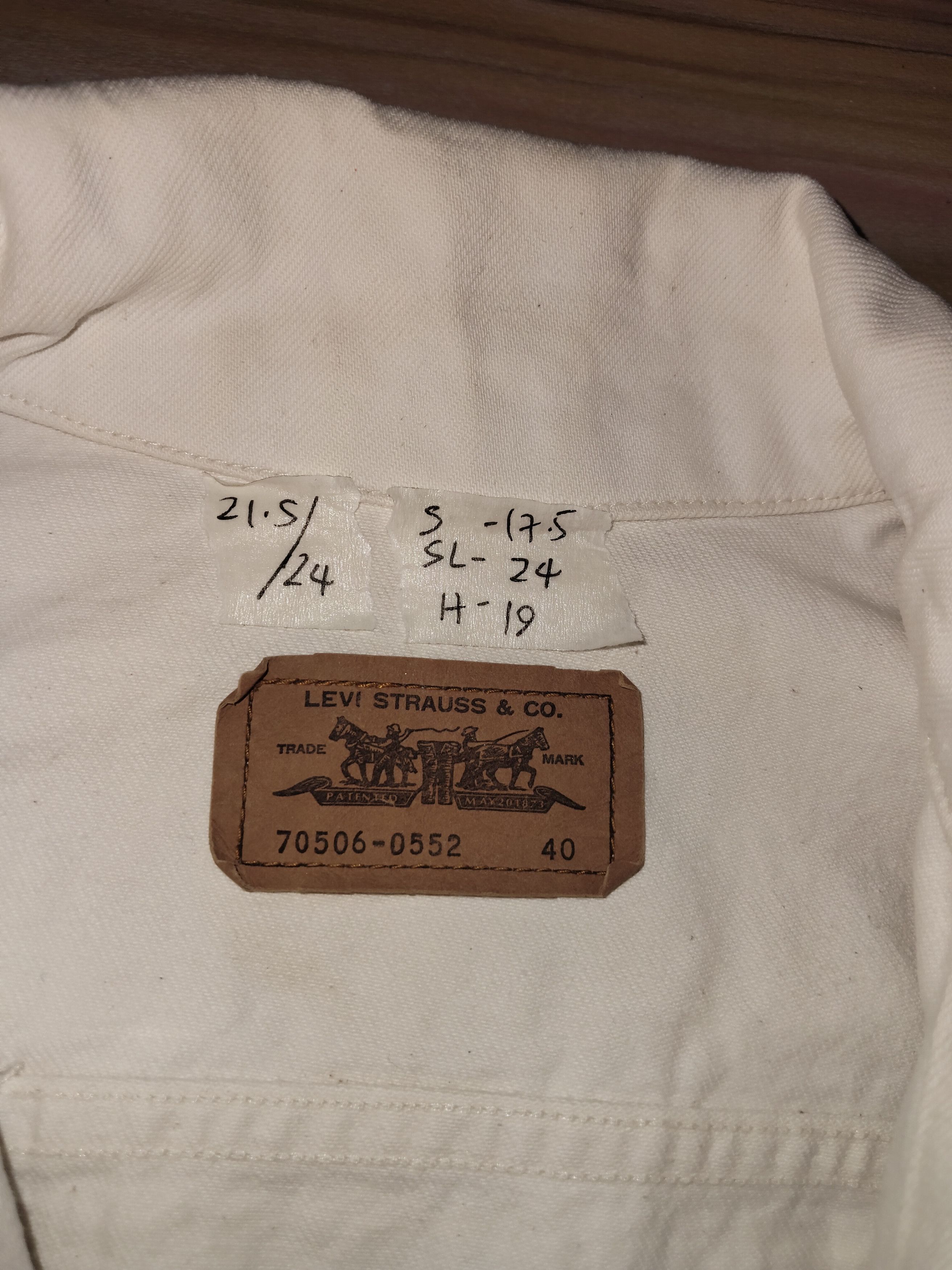 Levi's Vintage Clothing Vintage Levis White Denim Jacket Size US M / EU 48-50 / 2 - 3 Thumbnail