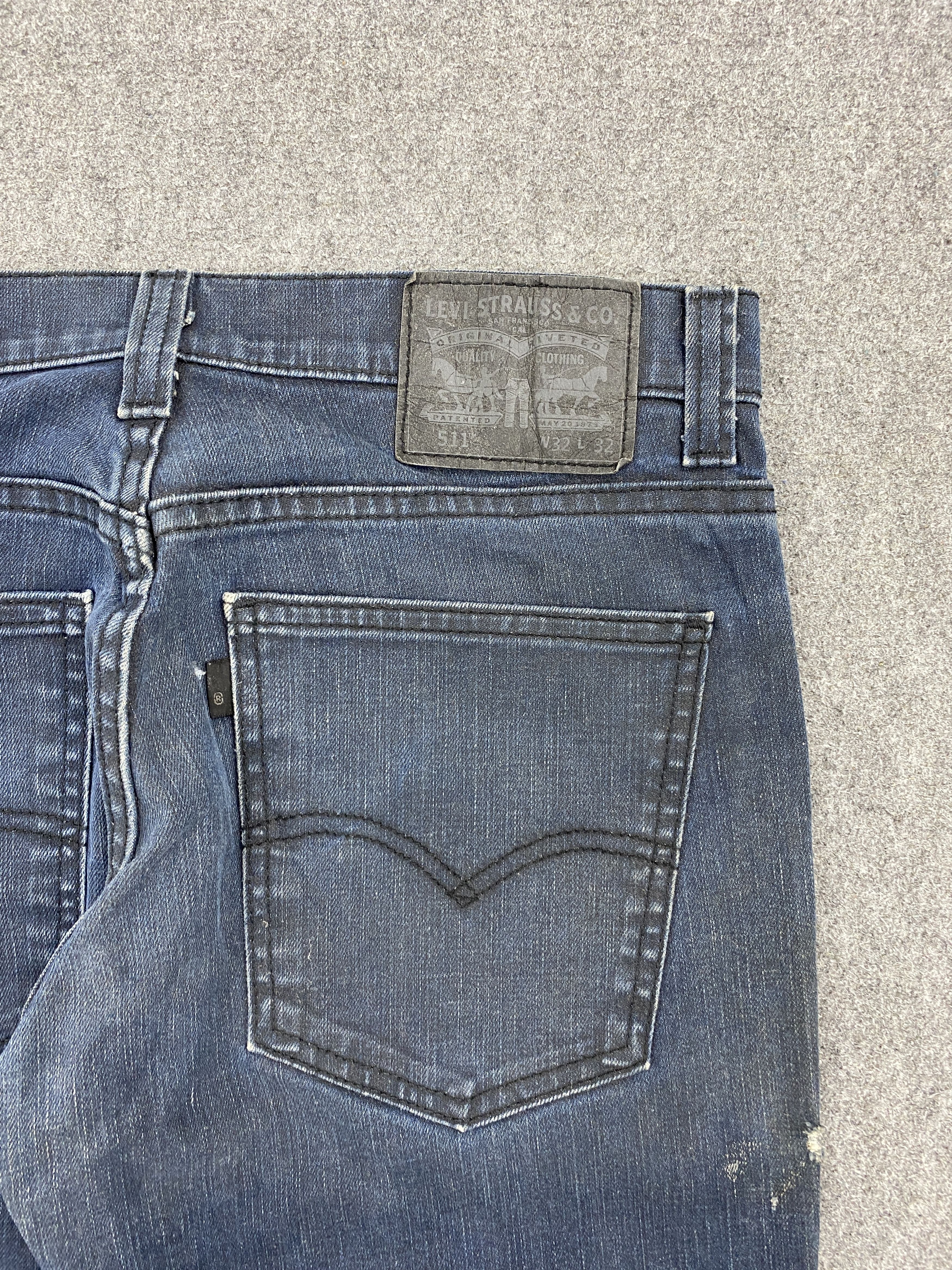 Levi's × Vintage Vintage Levi's 511 Slim Fit Cut Denim Jeans Size US 31 - 13 Thumbnail