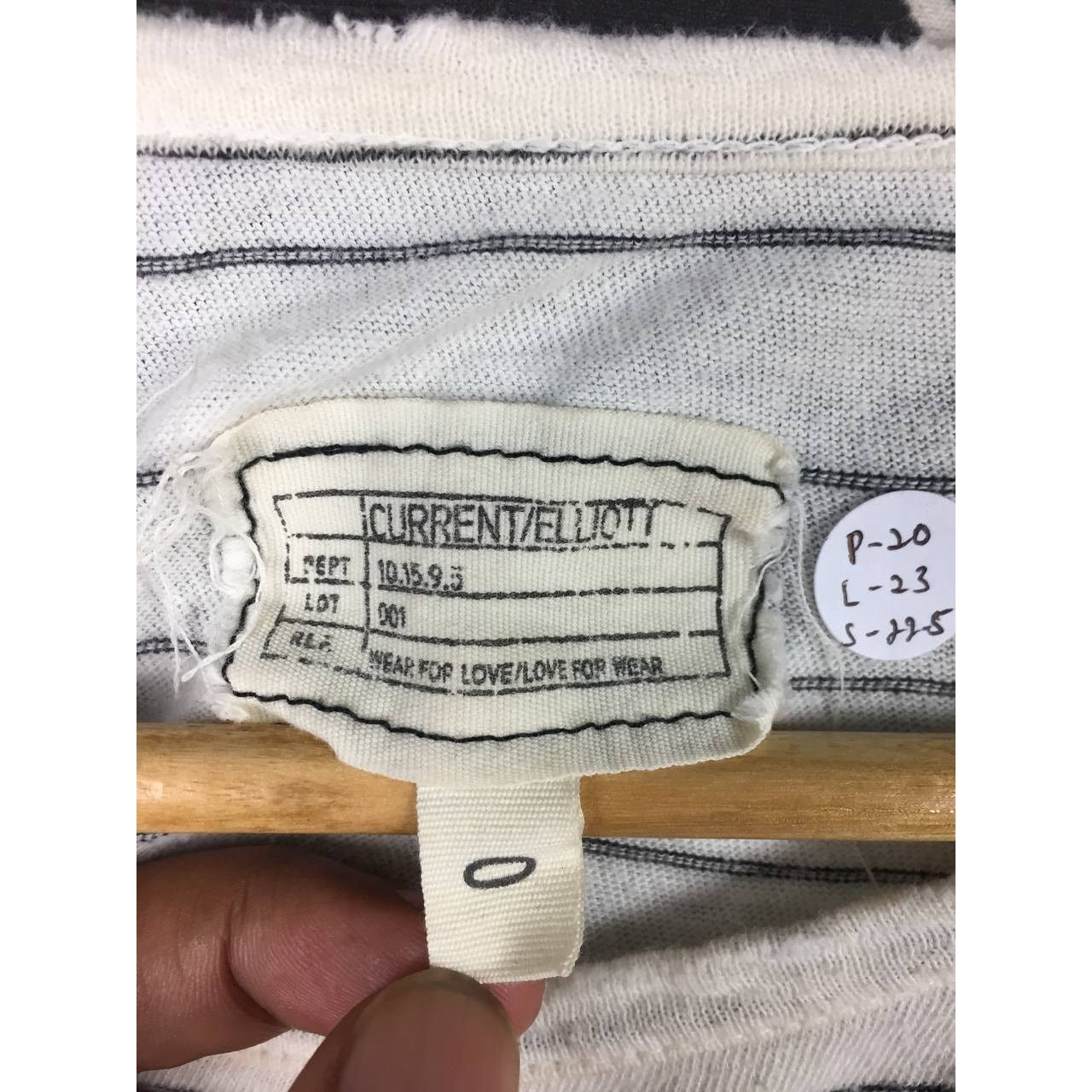 Current/Elliot Current/Elliott Minimalist Striped Long Sleeve Tee Size S / US 4 / IT 40 - 12 Thumbnail