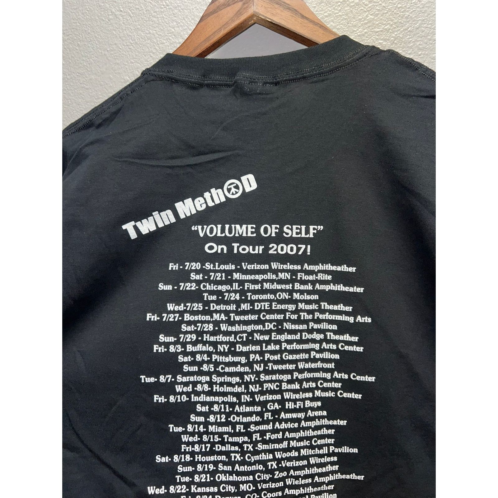 Gildan 2007 Twin Method The Volume Of Self Tour Nu Metal Shirt L Size US L / EU 52-54 / 3 - 8 Thumbnail