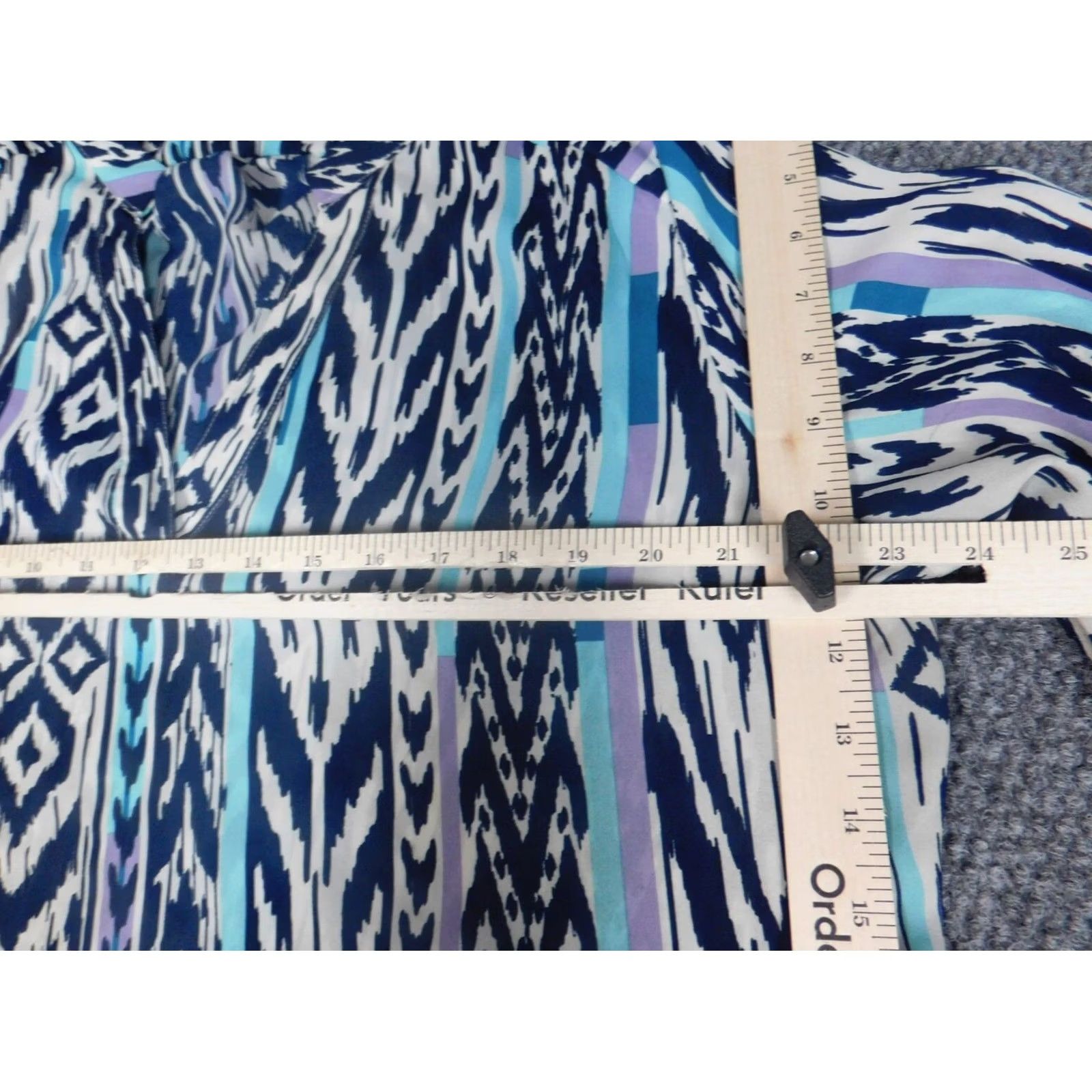 Vintage Riley & James Womens Blouse XL Blue Button Down Casual Long Sleeve Crew Neck Geometric Rayon Polyester Stretch Regular Vintage: No Size XL / US 12-14 / IT 48-50 - 6 Thumbnail