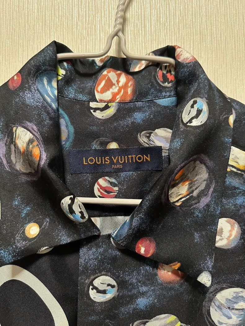 Louis Vuitton Louis Vuitton Louis Vuitton Silk Short Sleeve Shirt XL-250 Size US XL / EU 56 / 4 - 2 Thumbnail
