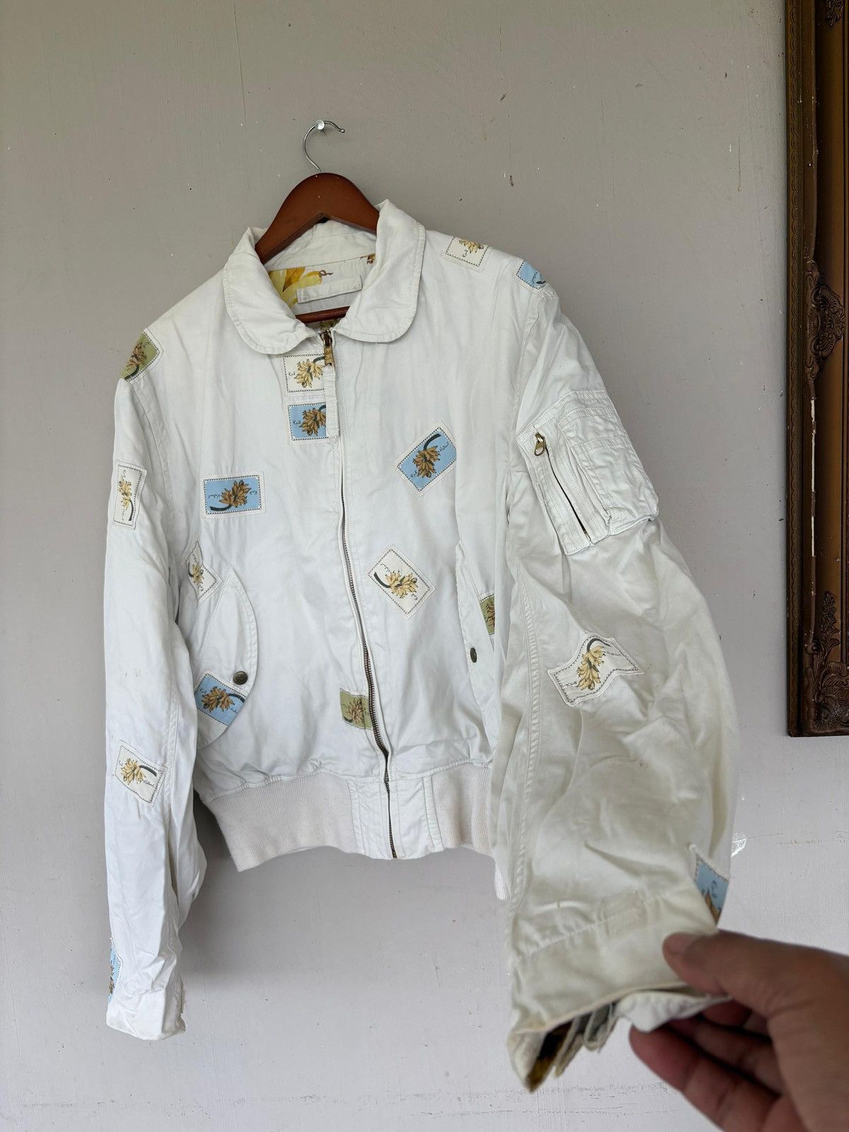Karl Helmut Vintage 90's Karl Helmut Bomber Jacket Patch Flower Design Size US L / EU 52-54 / 3 - 3 Thumbnail