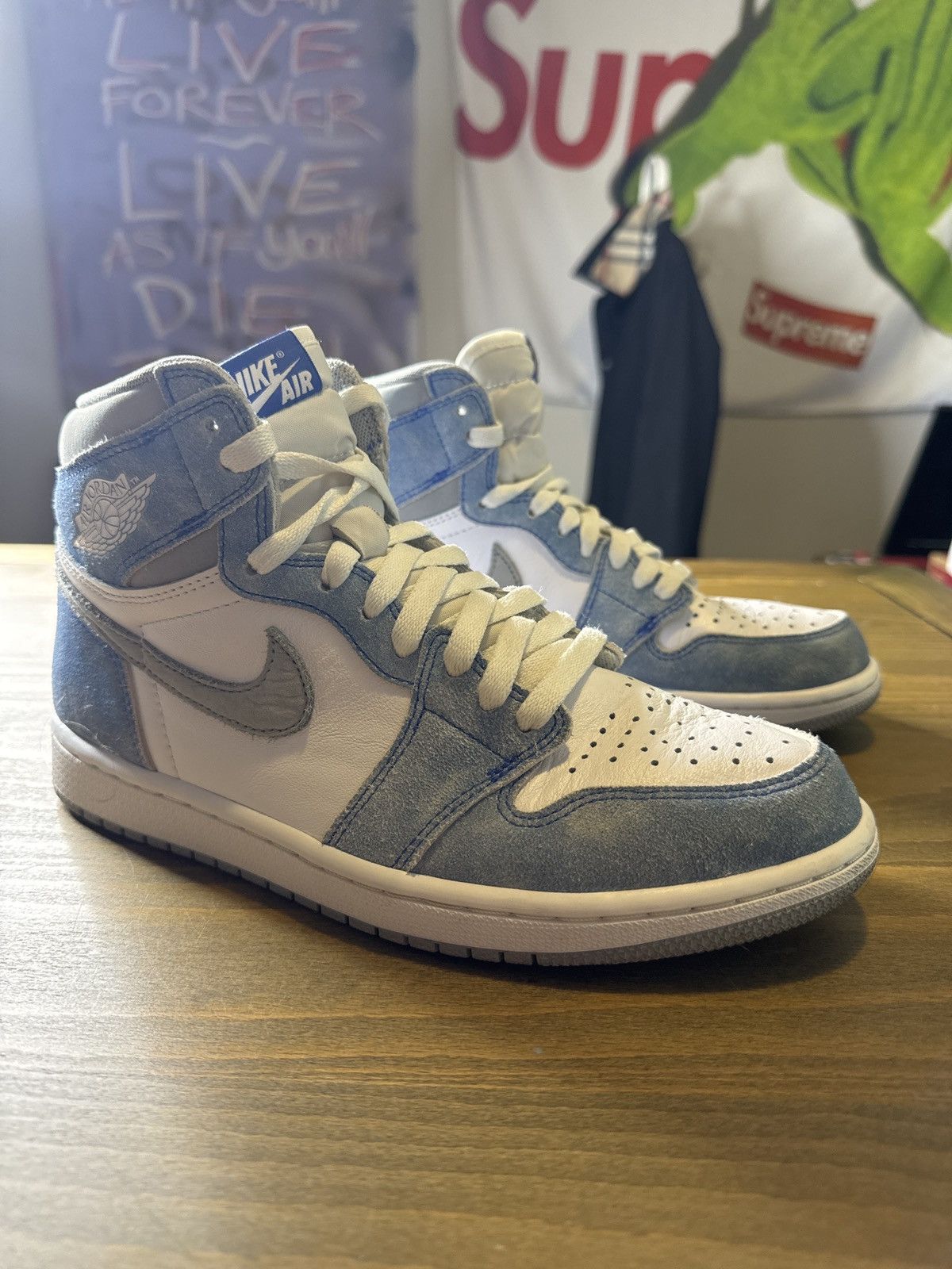 Nike Jordan 1 mid shops hyper royals 7.5 men