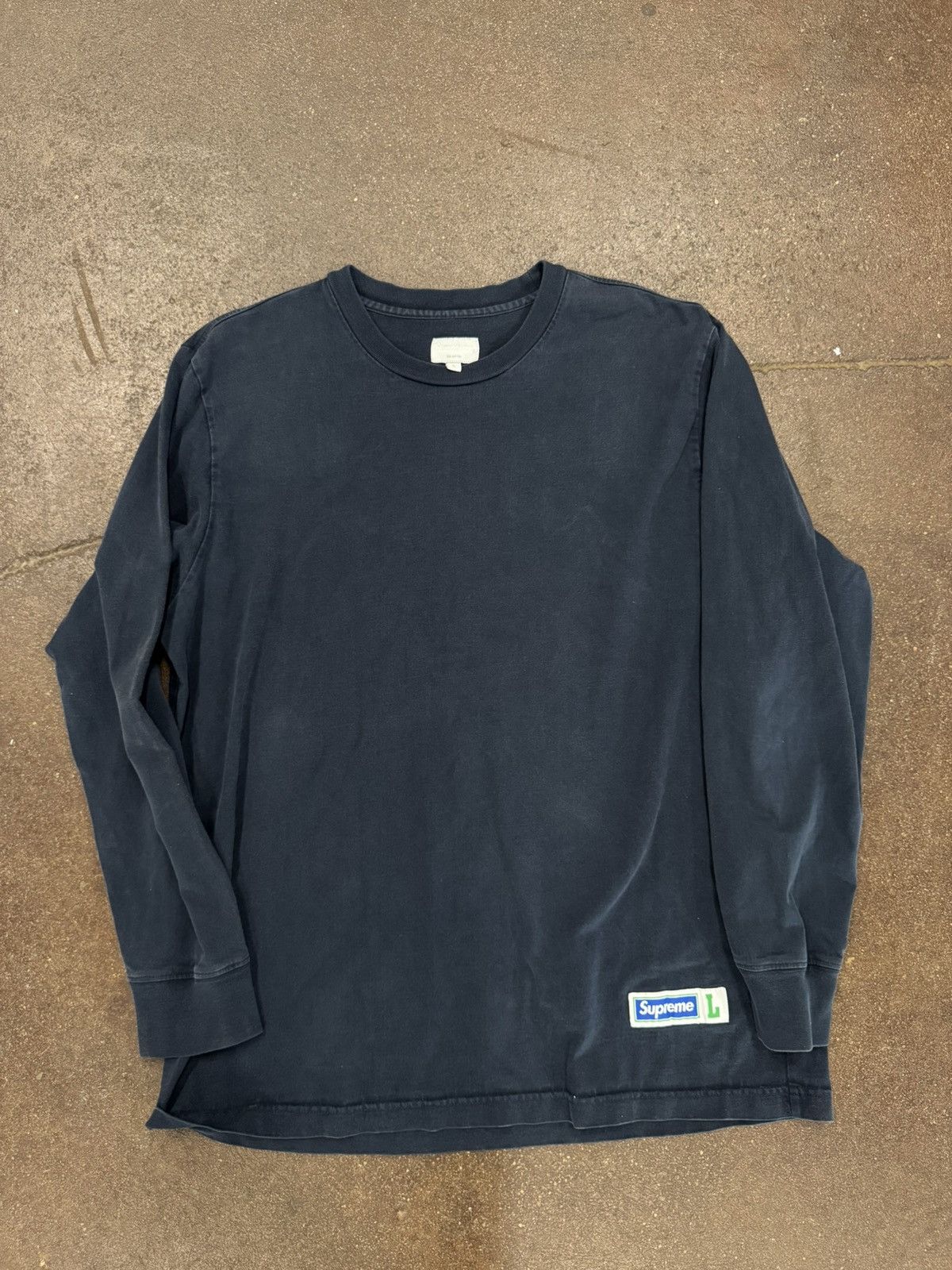 Supreme Supreme navy blue long sleeve sz L Size US L / EU 52-54 / 3 - 1 Thumbnail