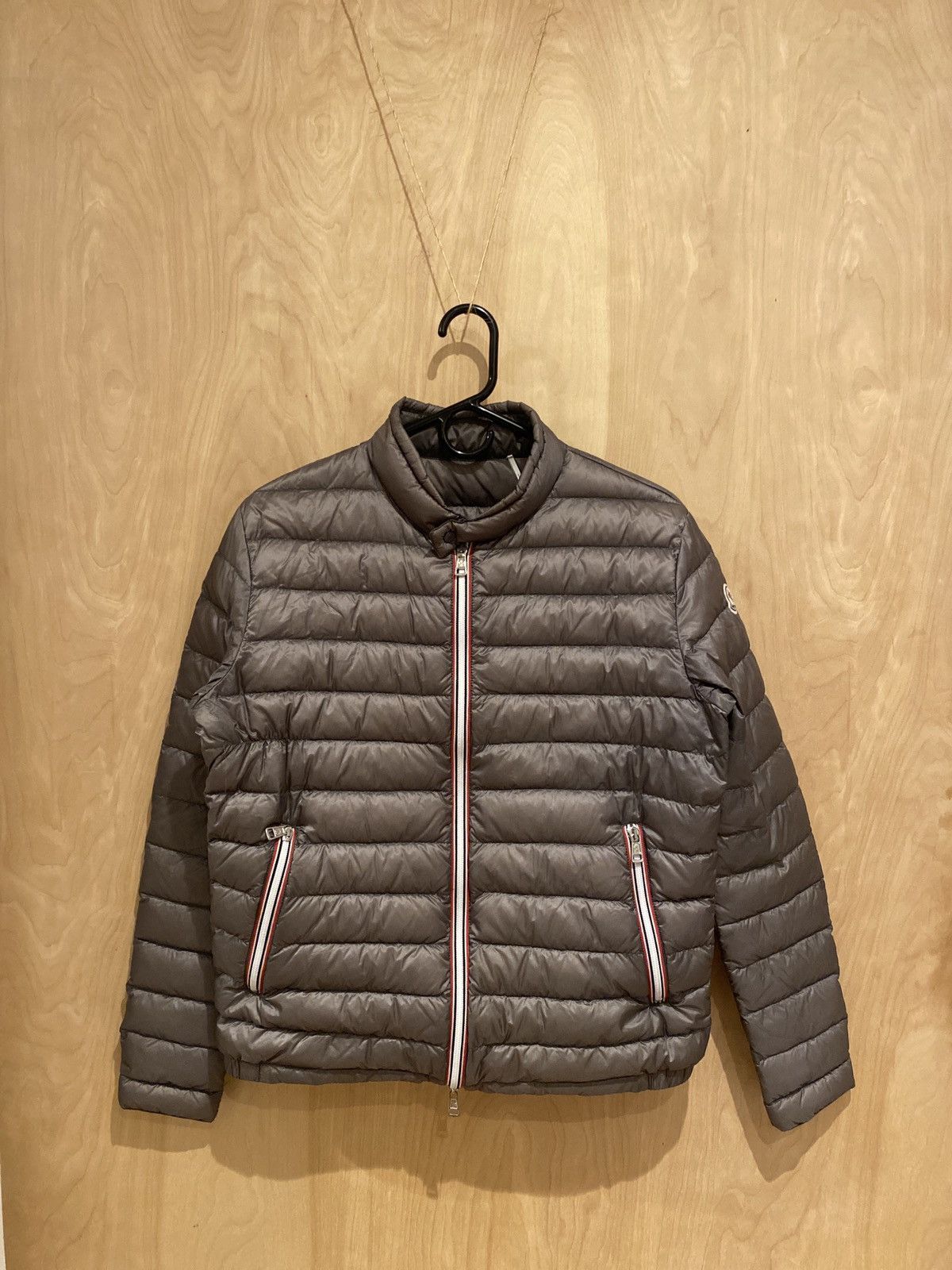 image of Moncler Light Grey Puffer Jacket, Men's (Size Medium)