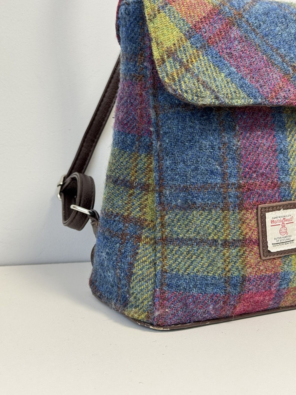 Harris Tweed AUTHENTIC HARRIS TWEED MINI BACKPACK TUMMEL GLEN APPIN Col Size ONE SIZE - 4 Thumbnail