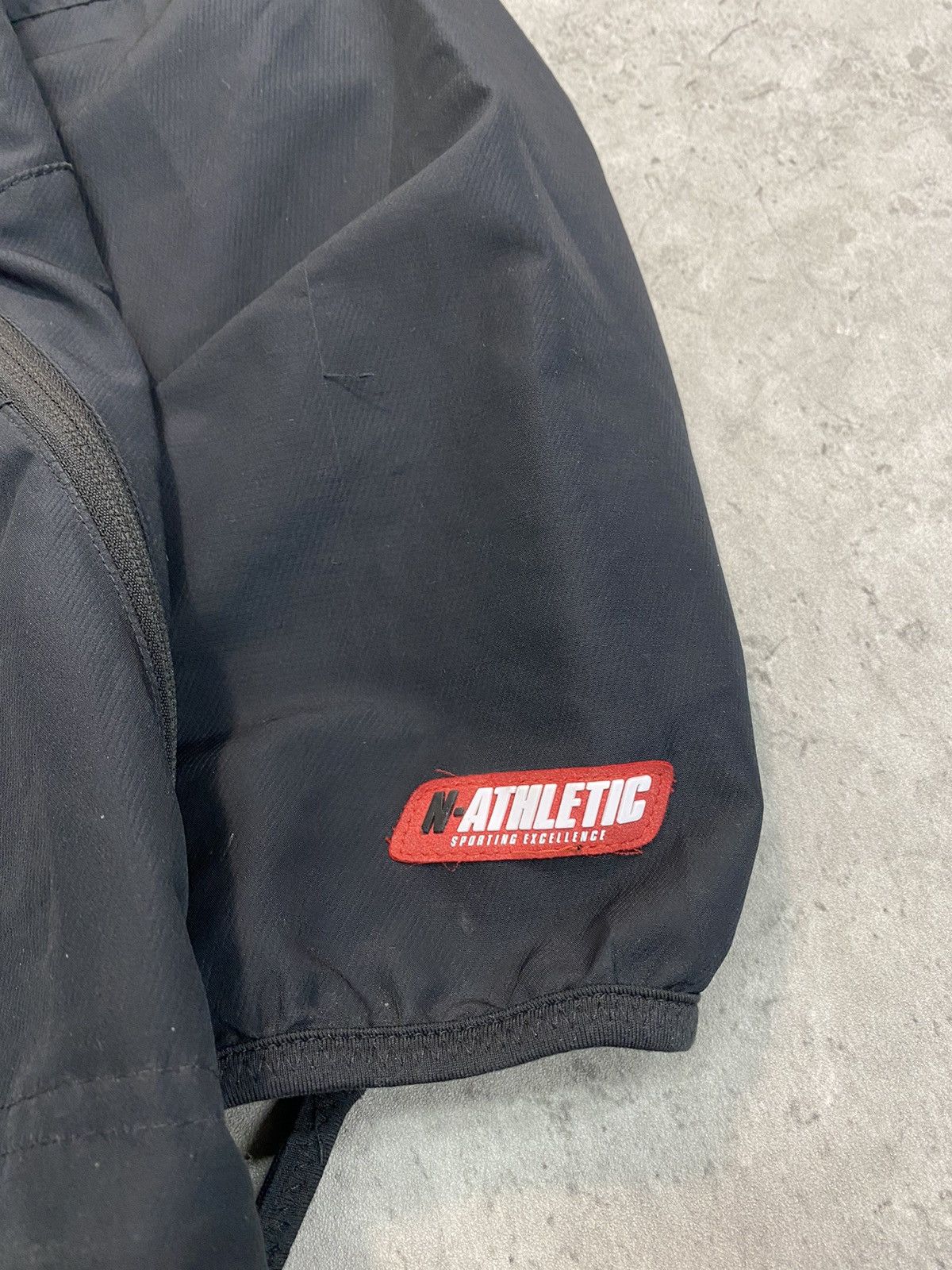 Nike × Vintage Vintage Nike 1/3 Nylon Black Swoosh Jacket Y2K L Size US M / EU 48-50 / 2 - 5 Thumbnail