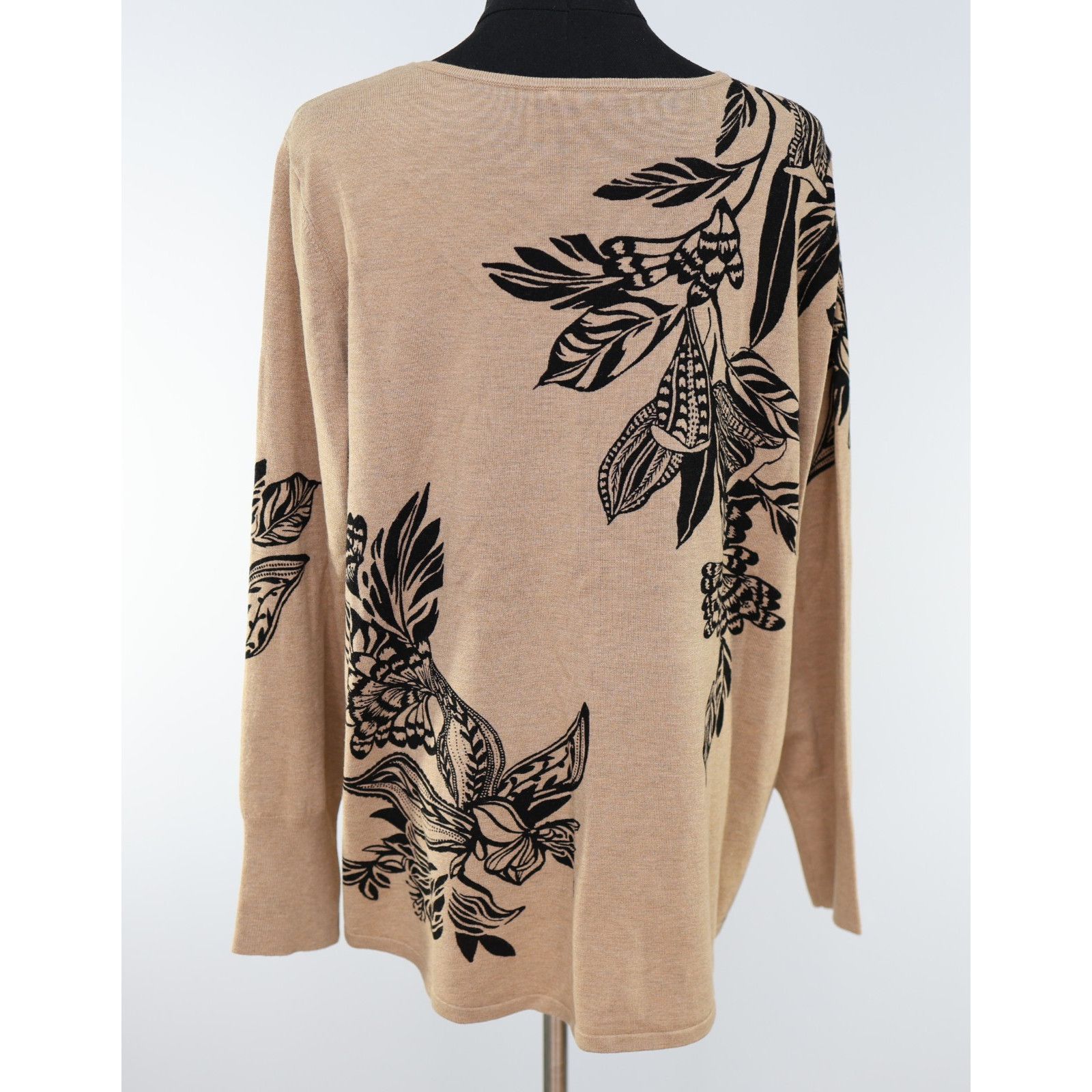 Chicos NWT CHICO'S V-Neck Pullover Sweater Wild Oasis Size 3 / XL Size XL / US 12-14 / IT 48-50 - 4 Thumbnail