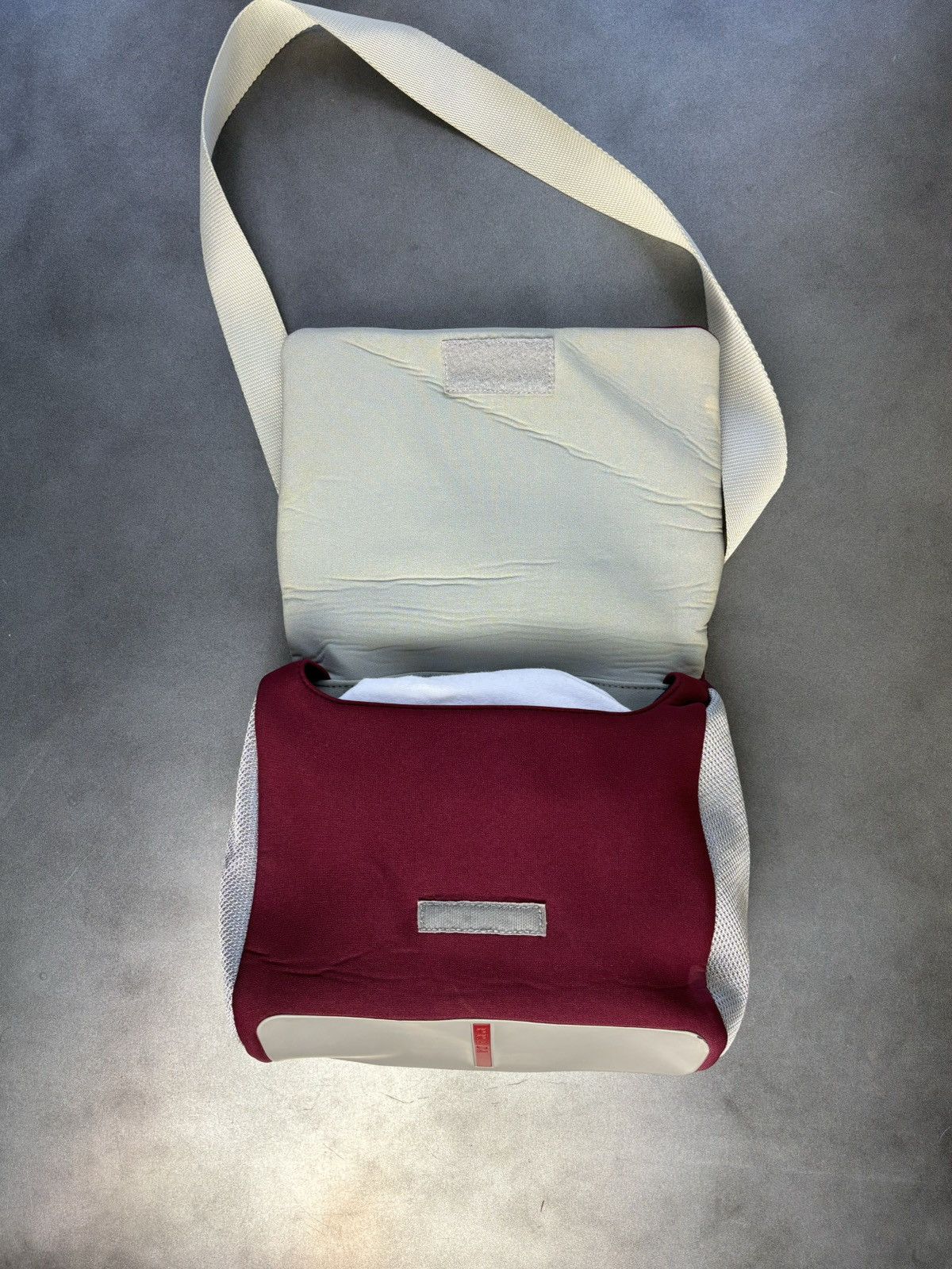 Prada × Vintage S/S 2000 Prada Sport Bag Prada Crossbody Messenger Mesh Line Size ONE SIZE - 13 Thumbnail