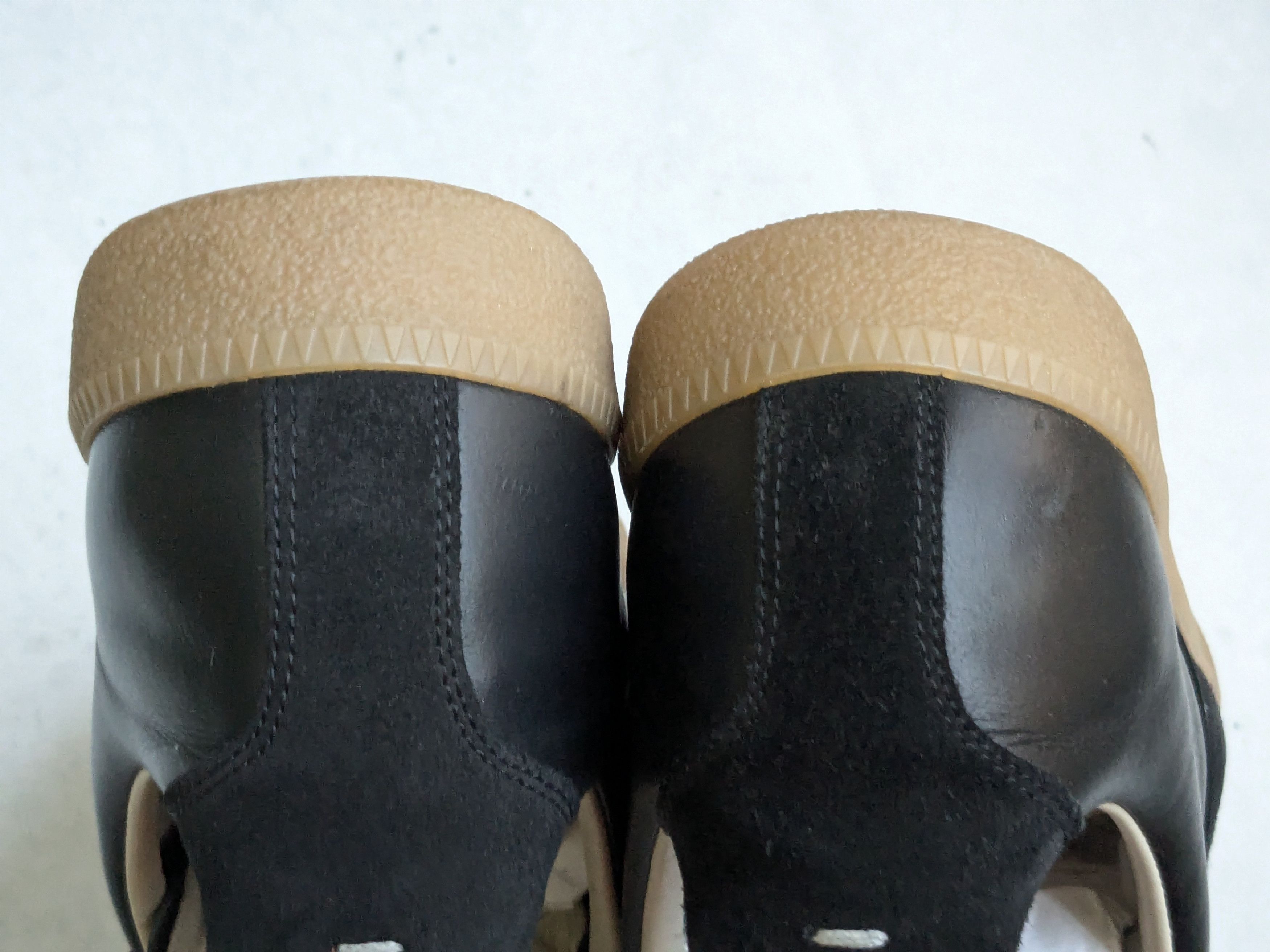 Maison Margiela Maison Margiela Replica GAT Black 9 42 Low Tops Gum Size US 9 / EU 42 - 13 Thumbnail