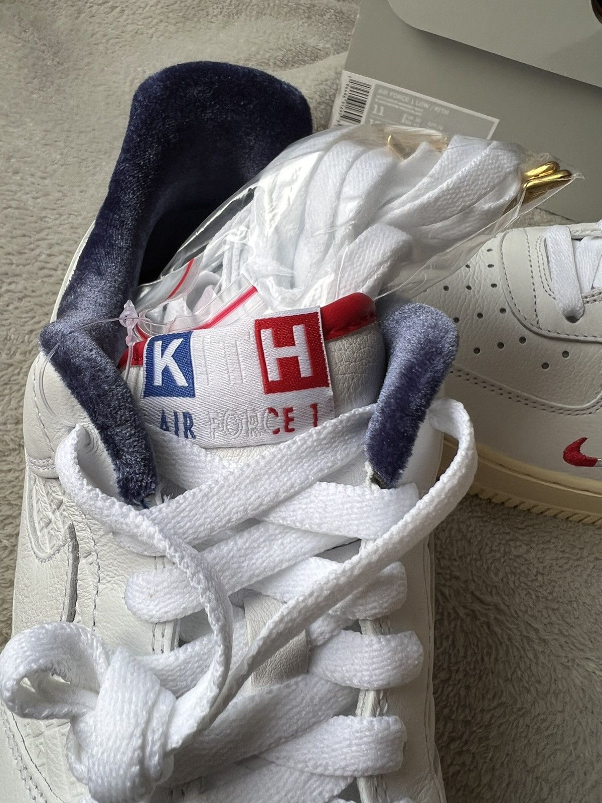 Nike Nike air force 1 kith Paris édition Size US 11 / EU 44 - 3 Thumbnail