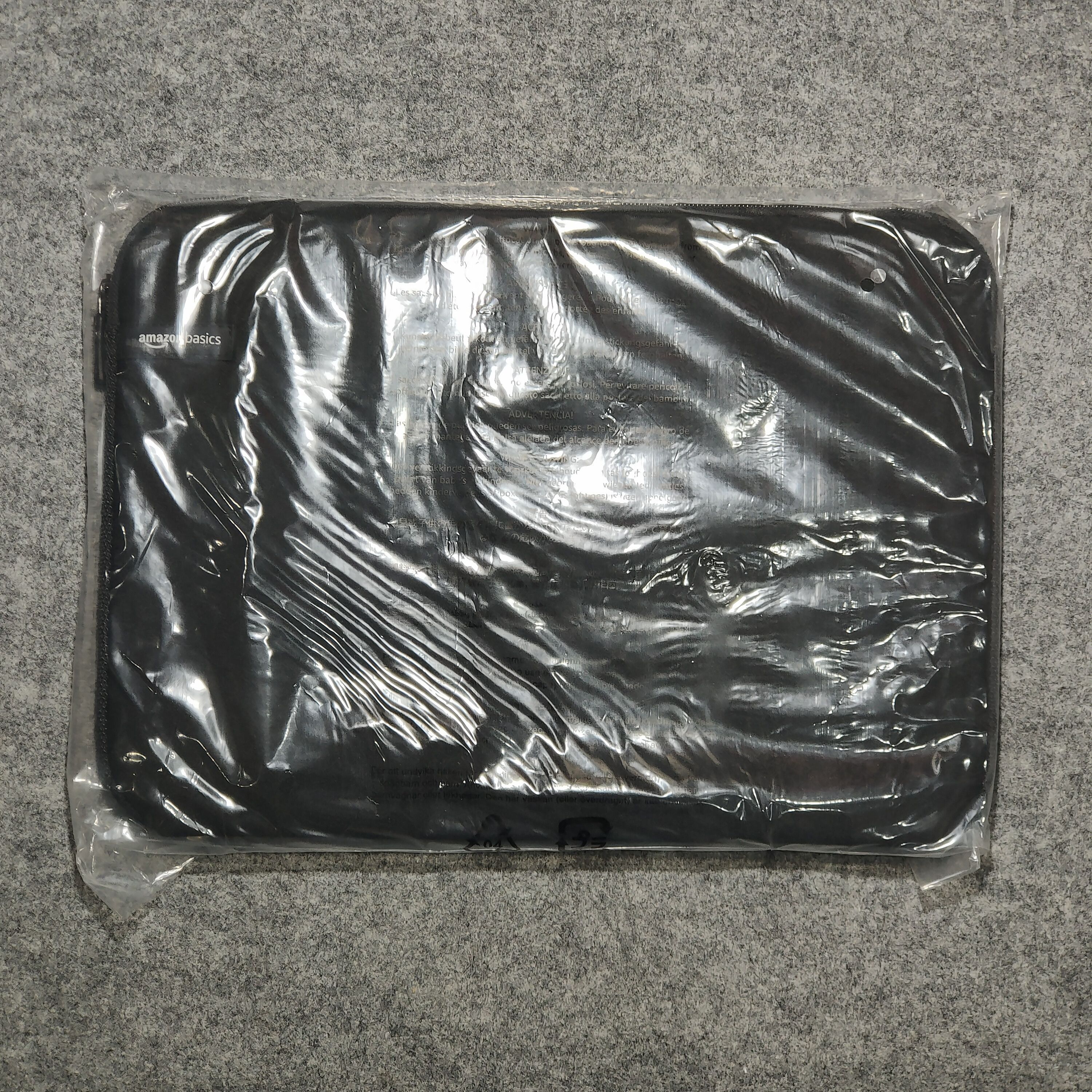 Other 🔥Amazon Basics laptop sleeve size 14 inches Size ONE SIZE - 4 Thumbnail