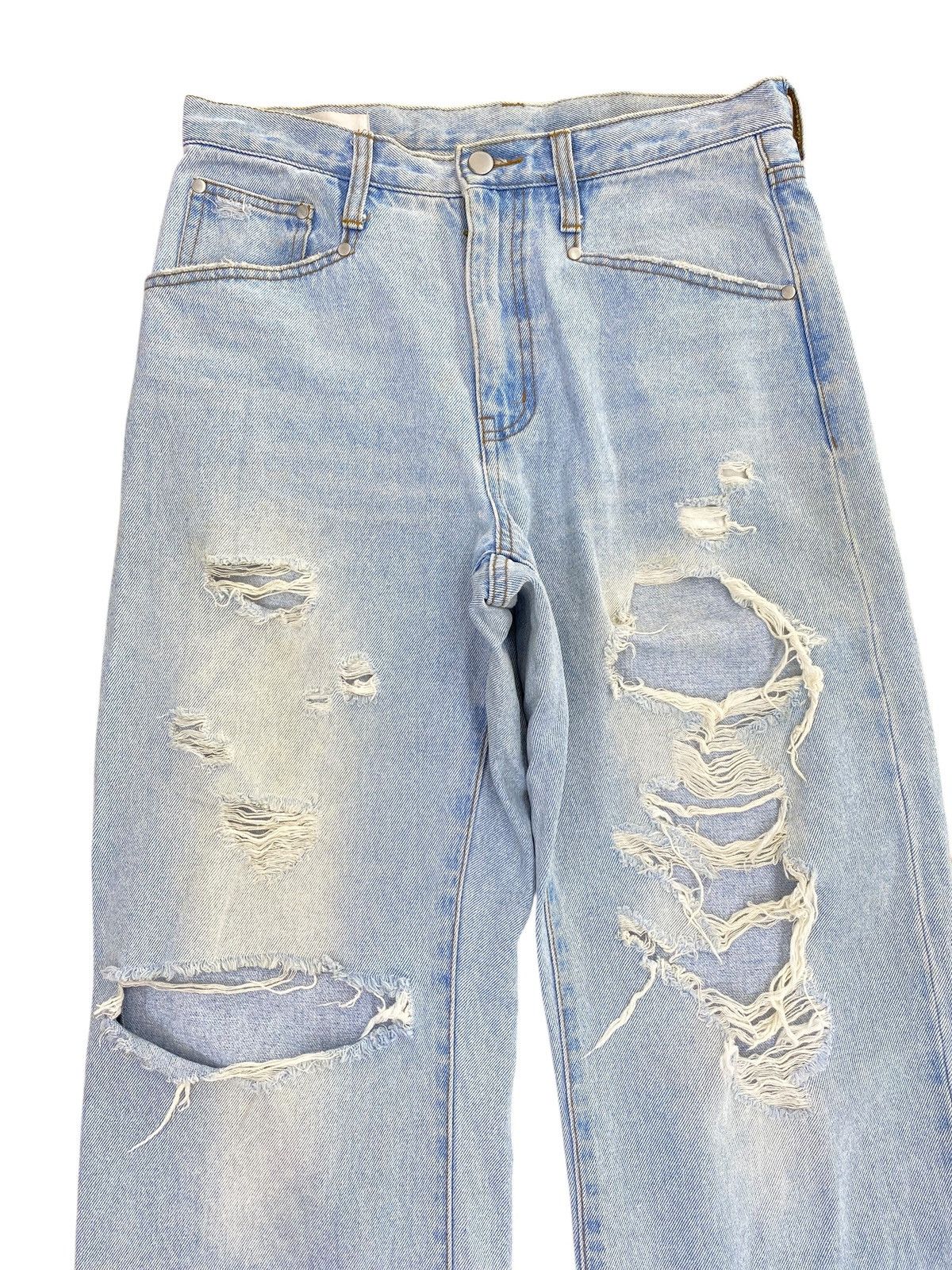 Japanese Brand Japanese Brand Distressed Faded Wash Baggy Jeans Size US 32 / EU 48 - 2 Thumbnail