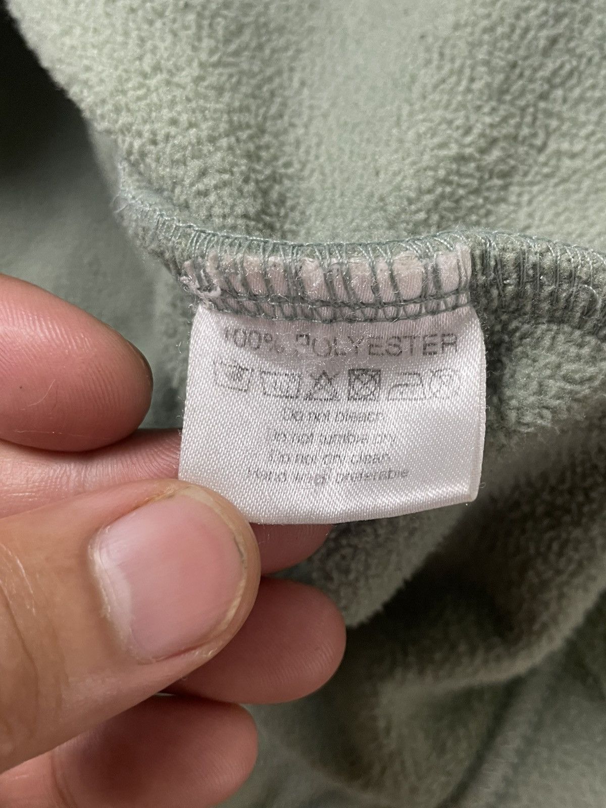 Burberry Burberry London Fleece Quarter Zip Sweatshirt (180) Size US M / EU 48-50 / 2 - 7 Thumbnail