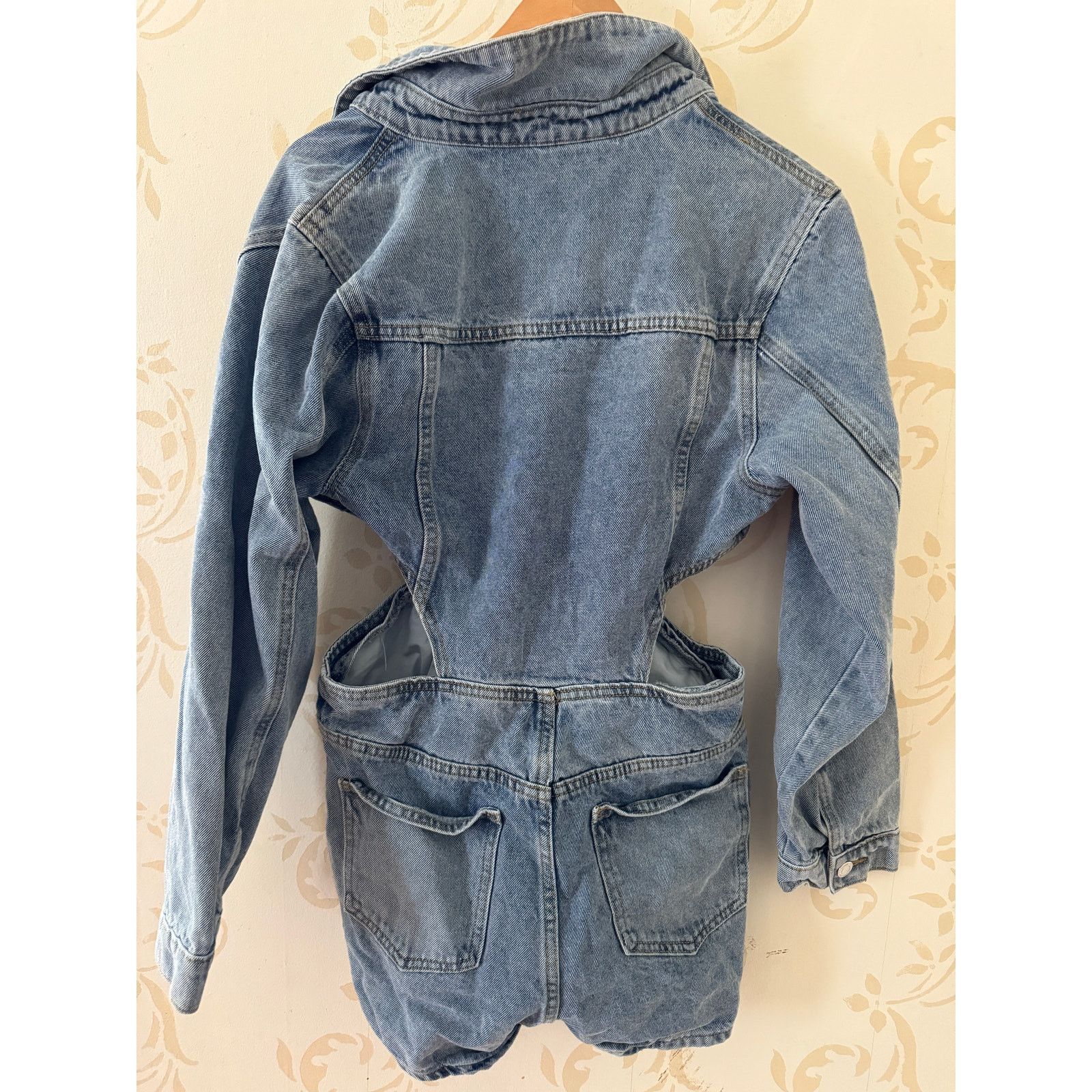 Designer Pretty Little Thing Denim Hot Romper Ladies Size 6 Size 28" / US 6 / IT 42 - 2 Thumbnail