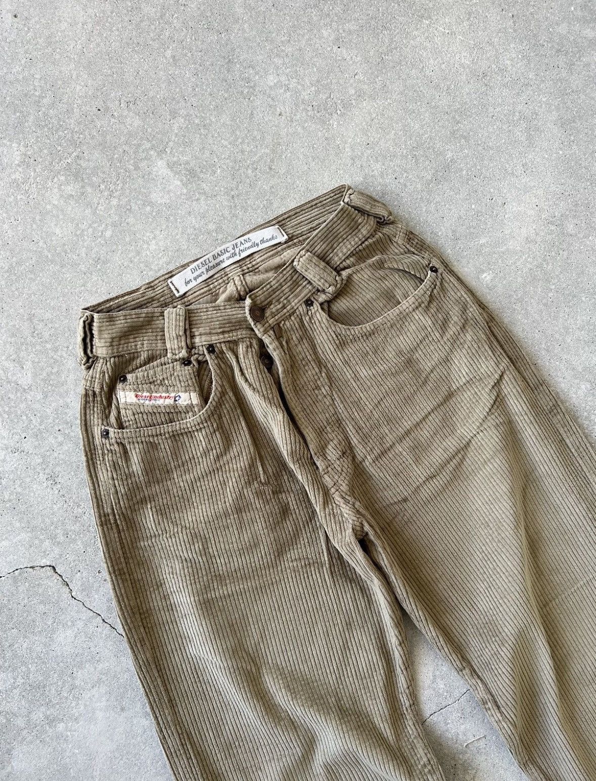 Diesel Vintage Diesel Corduroy Pants Size US 29 - 12 Thumbnail