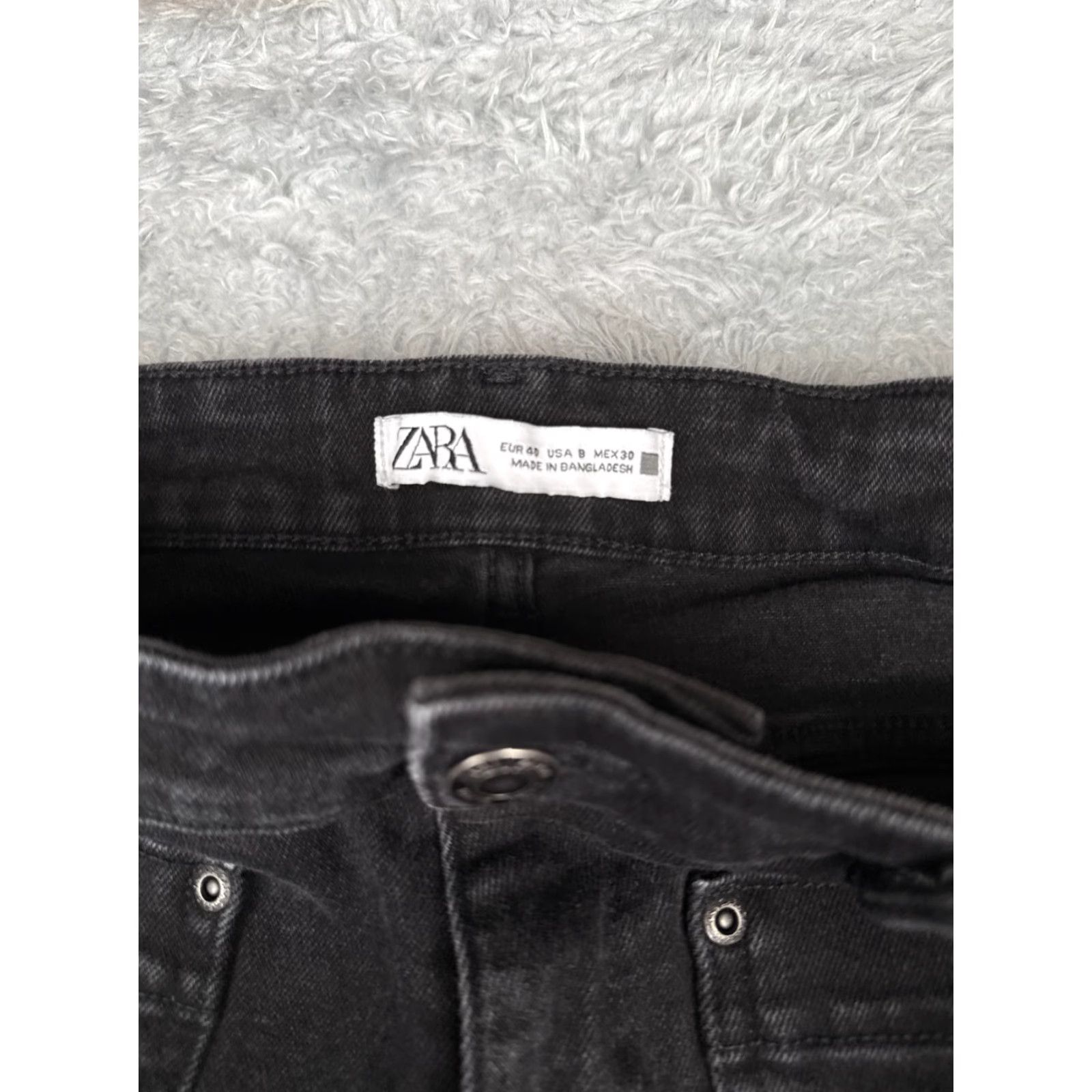 Zara Zara Jeans Women 8 Black Denim Wide Bootcut High Rise Cotton Blend Raw Hem 28x26 Jeans Womens 90s Retro Distressed Pockets Logo 5-Pocket Size 30" / US 8 / IT 44 - 6 Thumbnail