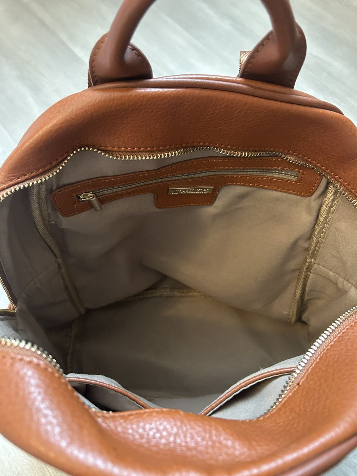 Michael Kors Micheal Kora Studded Backpack Size ONE SIZE - 4 Thumbnail