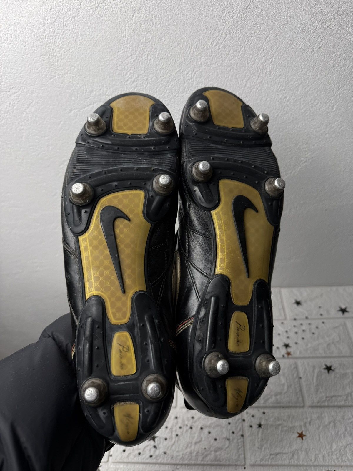 Nike Nike Tiempo R10 Ronaldinho SG 2006 US12.5 UK11.5 EUR47 Size US 12.5 / EU 45-46 - 15 Thumbnail