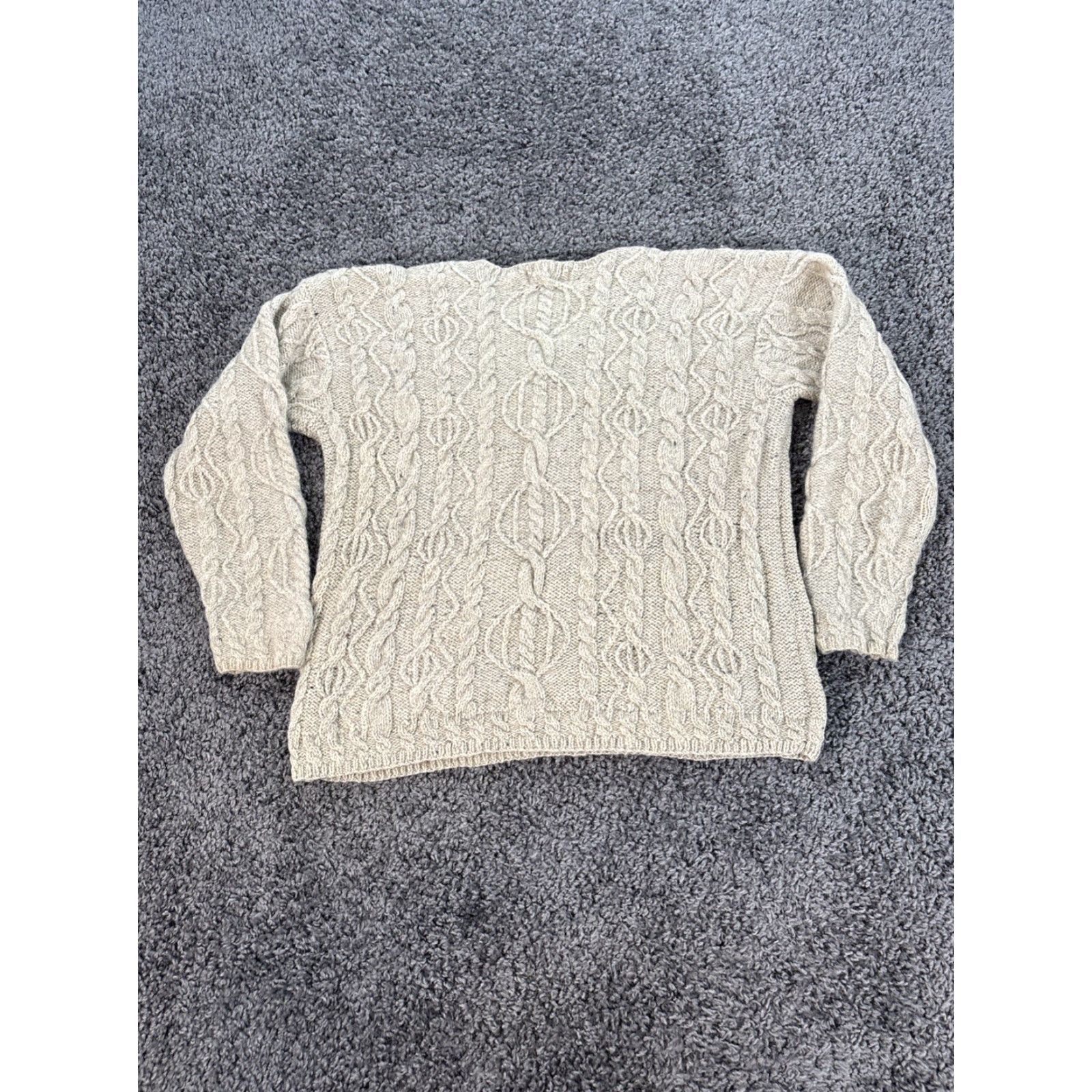 Vintage VINTAGE LL Bean Sweater Womens Large Wool Cable-Knit Oat Beige 90s V-Neck Pullover Boys? No, Women. Size L / US 10 / IT 46 - 5 Thumbnail