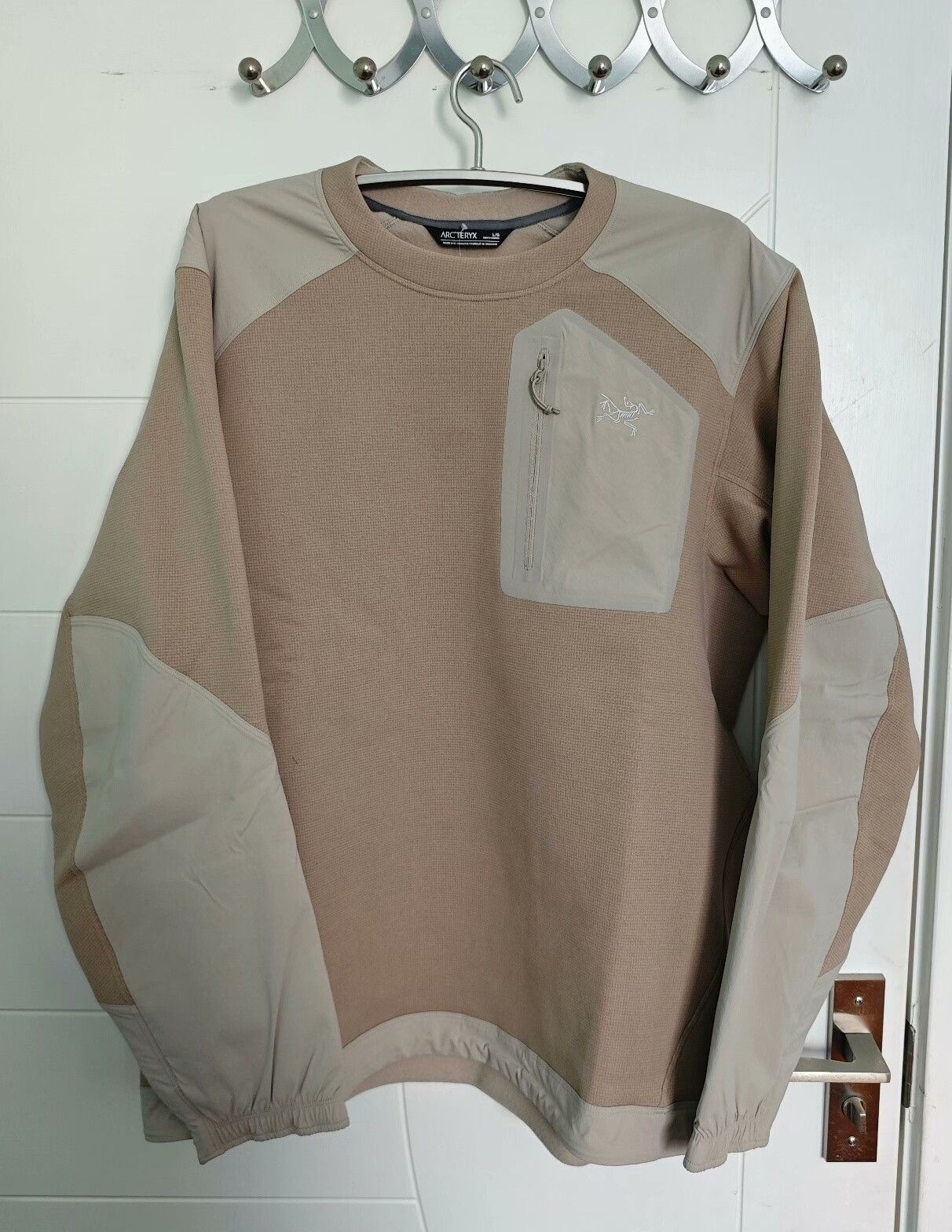 Arc'teryx Arcteryx KONSEAL Men's Crew Sweatshirt Size US L / EU 52-54 / 3 - 1 Thumbnail