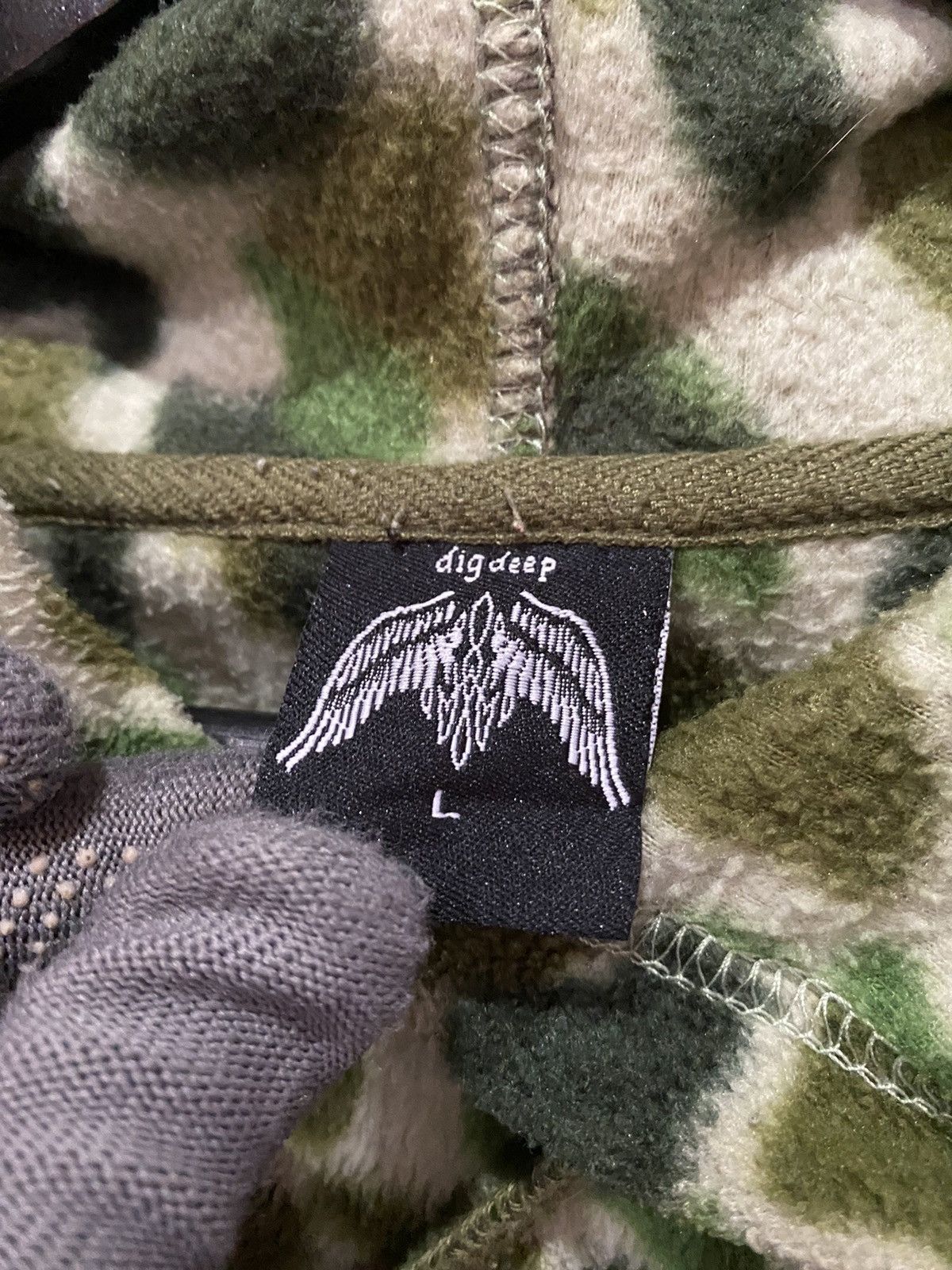Japanese Brand × Vintage VINTAGE DIG DEEP DRAGON CAMO FLEECE PULLOVER HOODIE Size US L / EU 52-54 / 3 - 7 Thumbnail