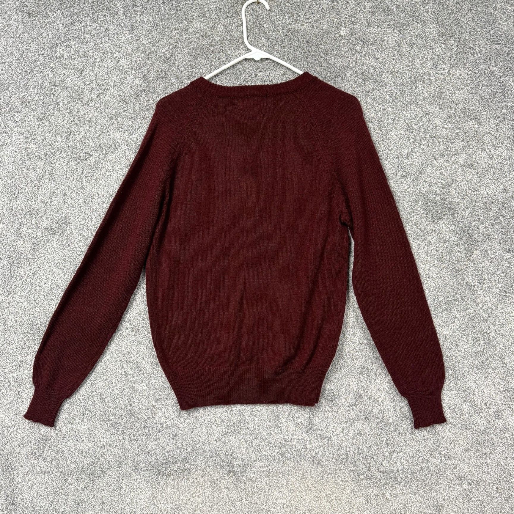 Vintage VINTAGE Career Club Sweater Mens M V-Neck Cable-Knit Maroon 80s 90s Preppy Retro Solid Knit Casual Pullover Women's? No--Men's Size US M / EU 48-50 / 2 - 5 Thumbnail