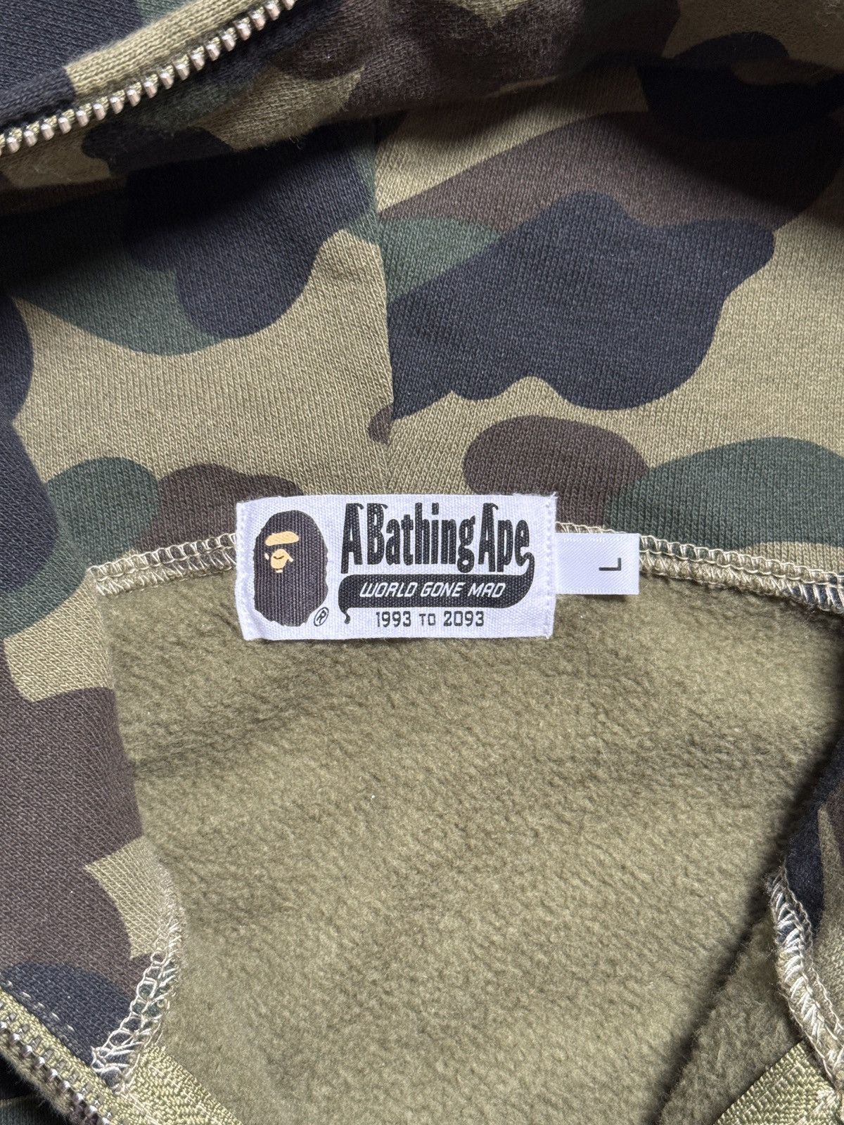 Bape A Bathing Ape Green Camo Shark Hoodie Size US L / EU 52-54 / 3 - 6 Thumbnail