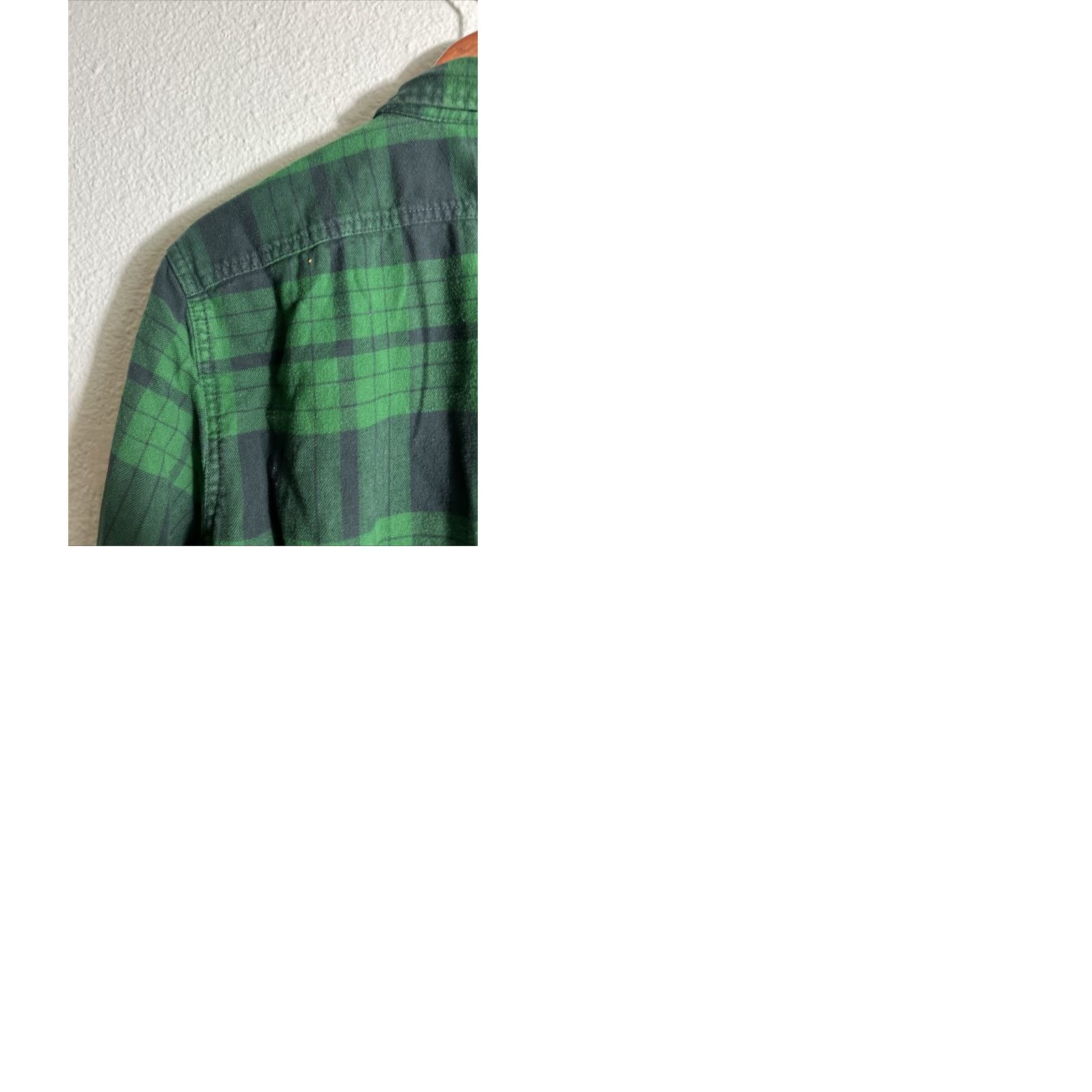 Eddie Bauer Eddie Bauer Slim Fit Flannel Shirt Mens Large Green Plaid Cotton Long Sleeve Button-Up Size US L / EU 52-54 / 3 - 10 Thumbnail