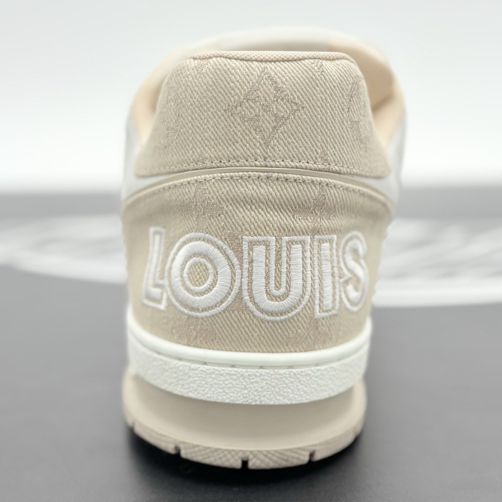 Louis Vuitton 13-13.5 Louis Vuitton Trainer Strap ' Beige ' | GREAT COND! Size US 13 / EU 46 - 9 Thumbnail